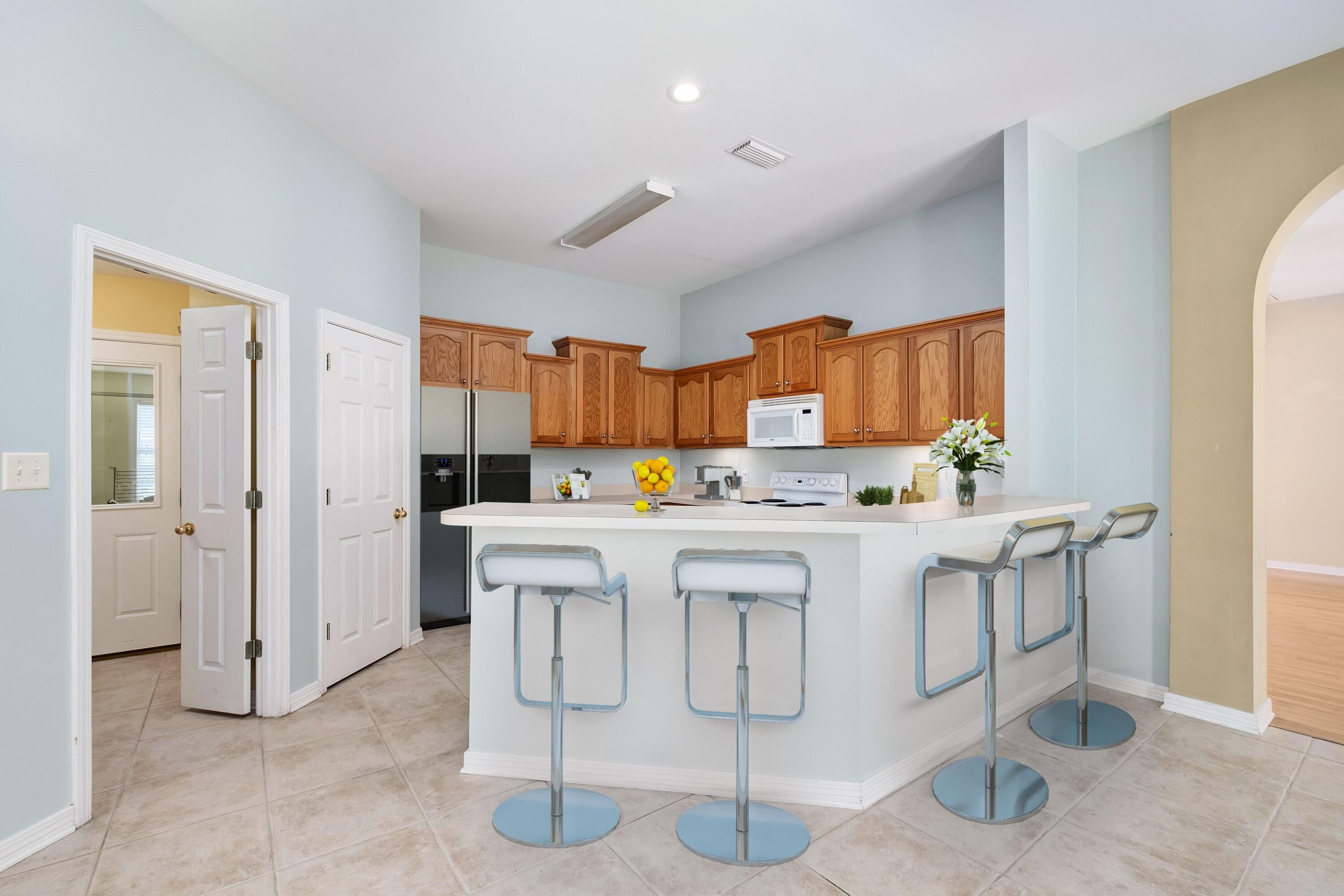 PELICAN BAY - Residential