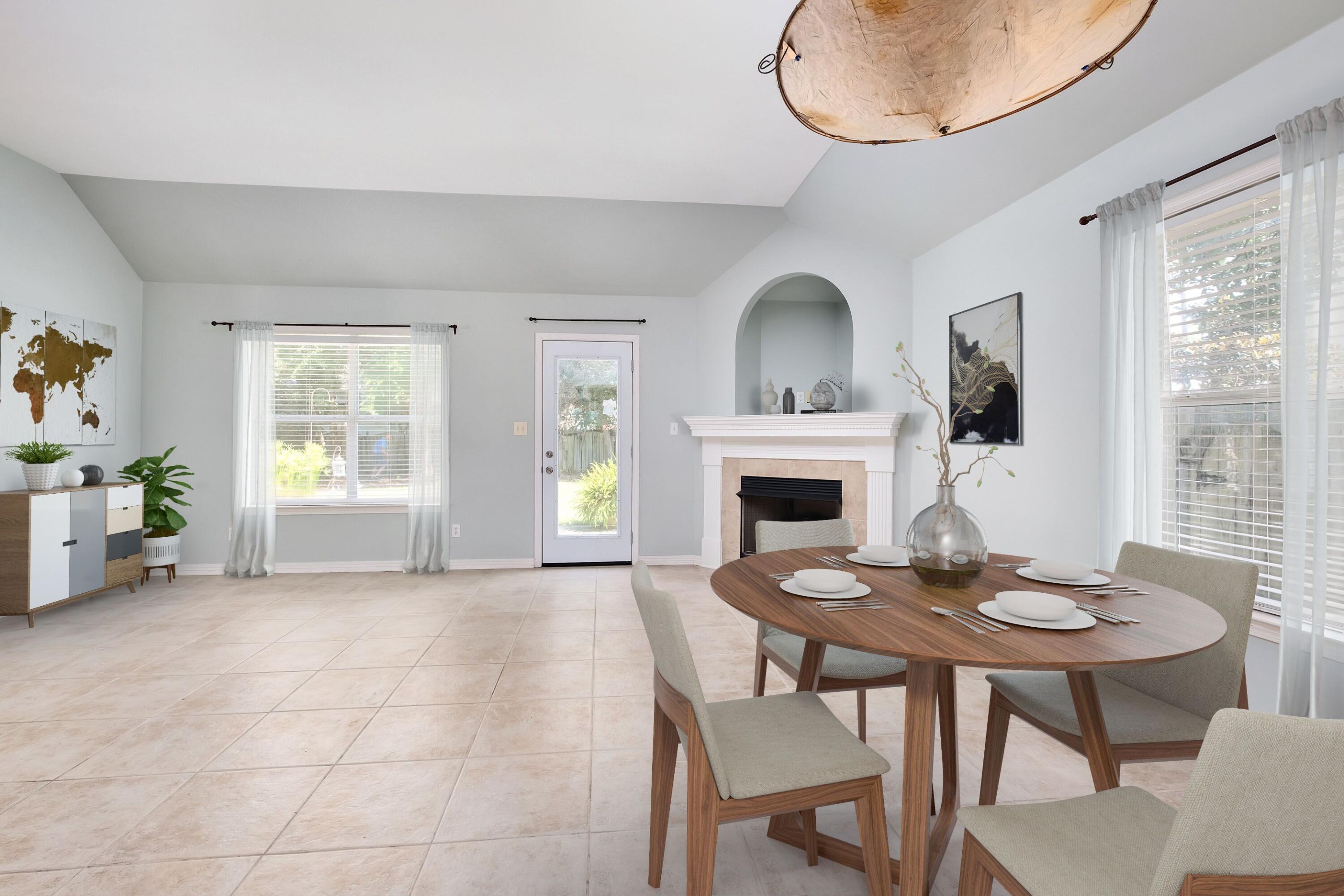 PELICAN BAY - Residential