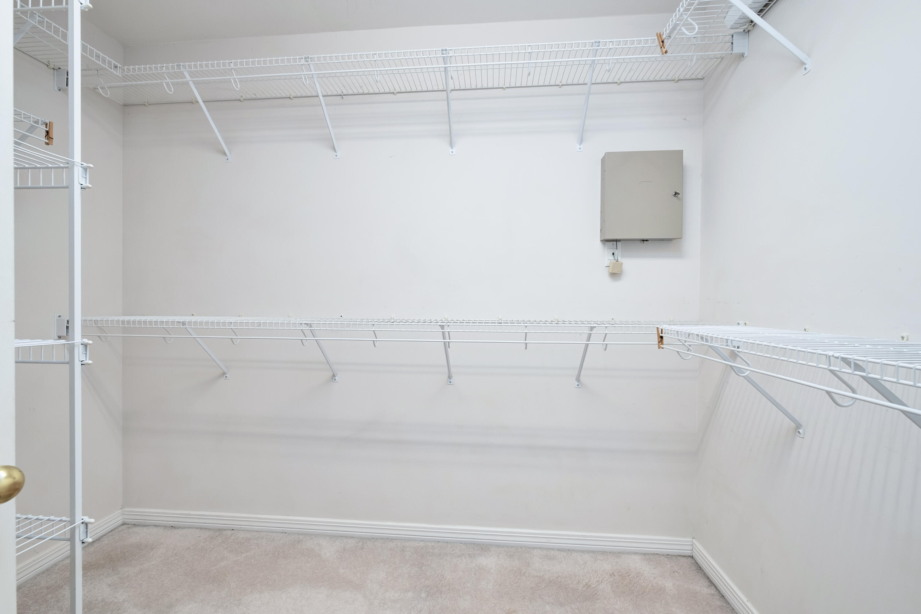 PELICAN BAY - Residential