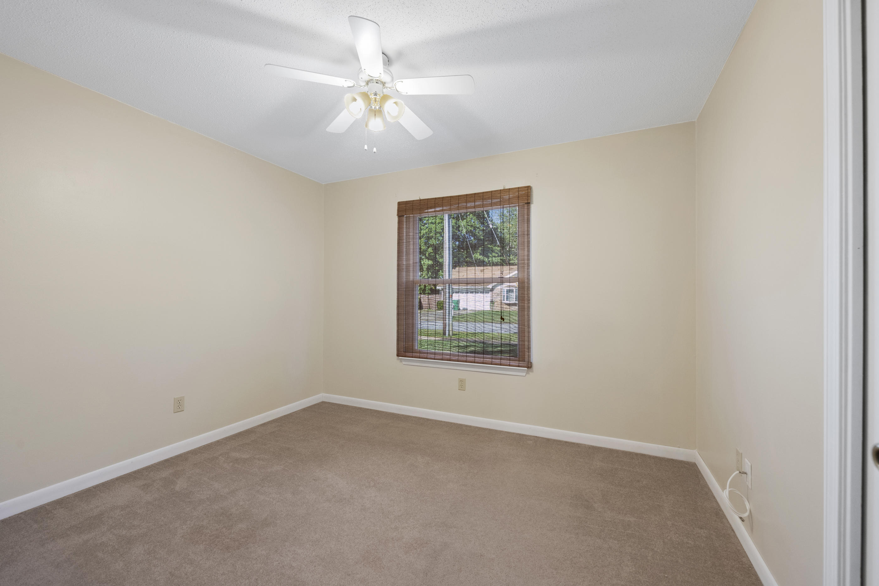 CHATEAU PRES DE LA MER - Residential