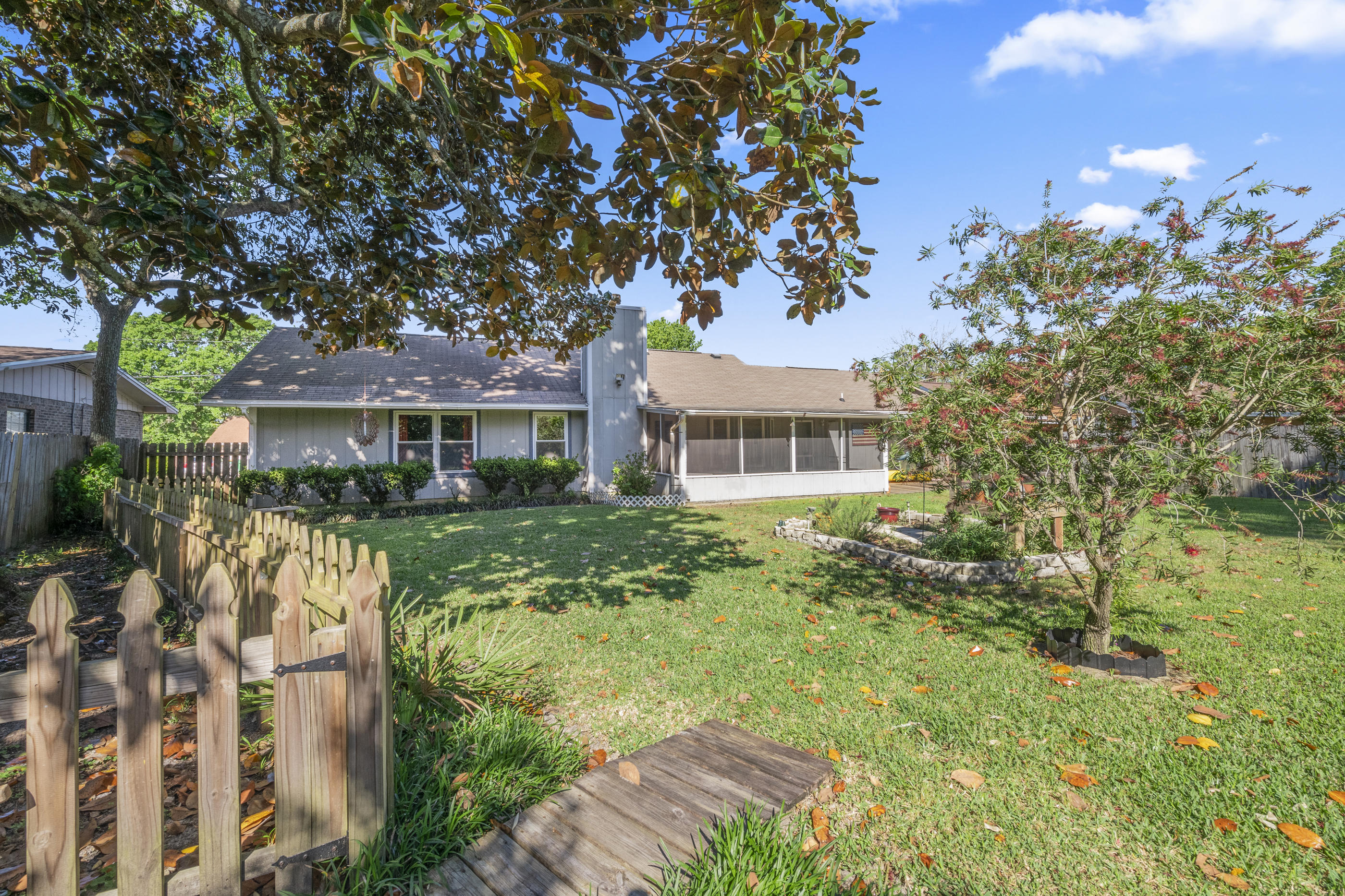 CHATEAU PRES DE LA MER - Residential