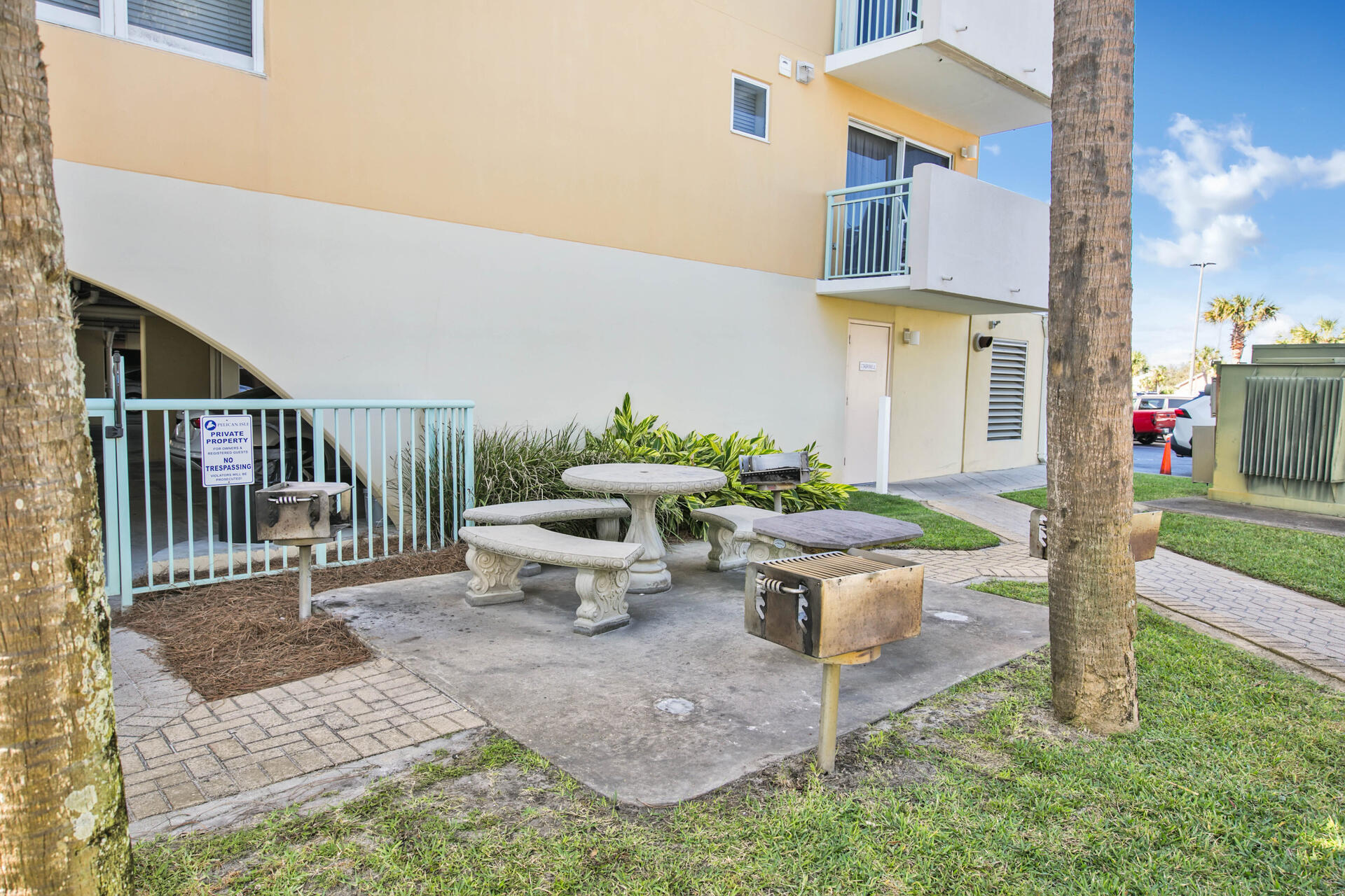 PELICAN ISLE - Residential