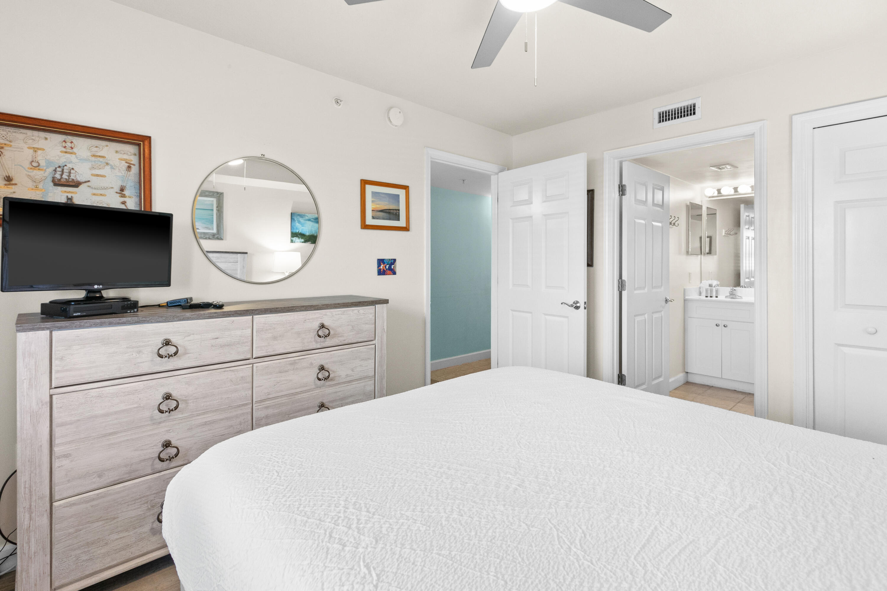 PELICAN ISLE - Residential