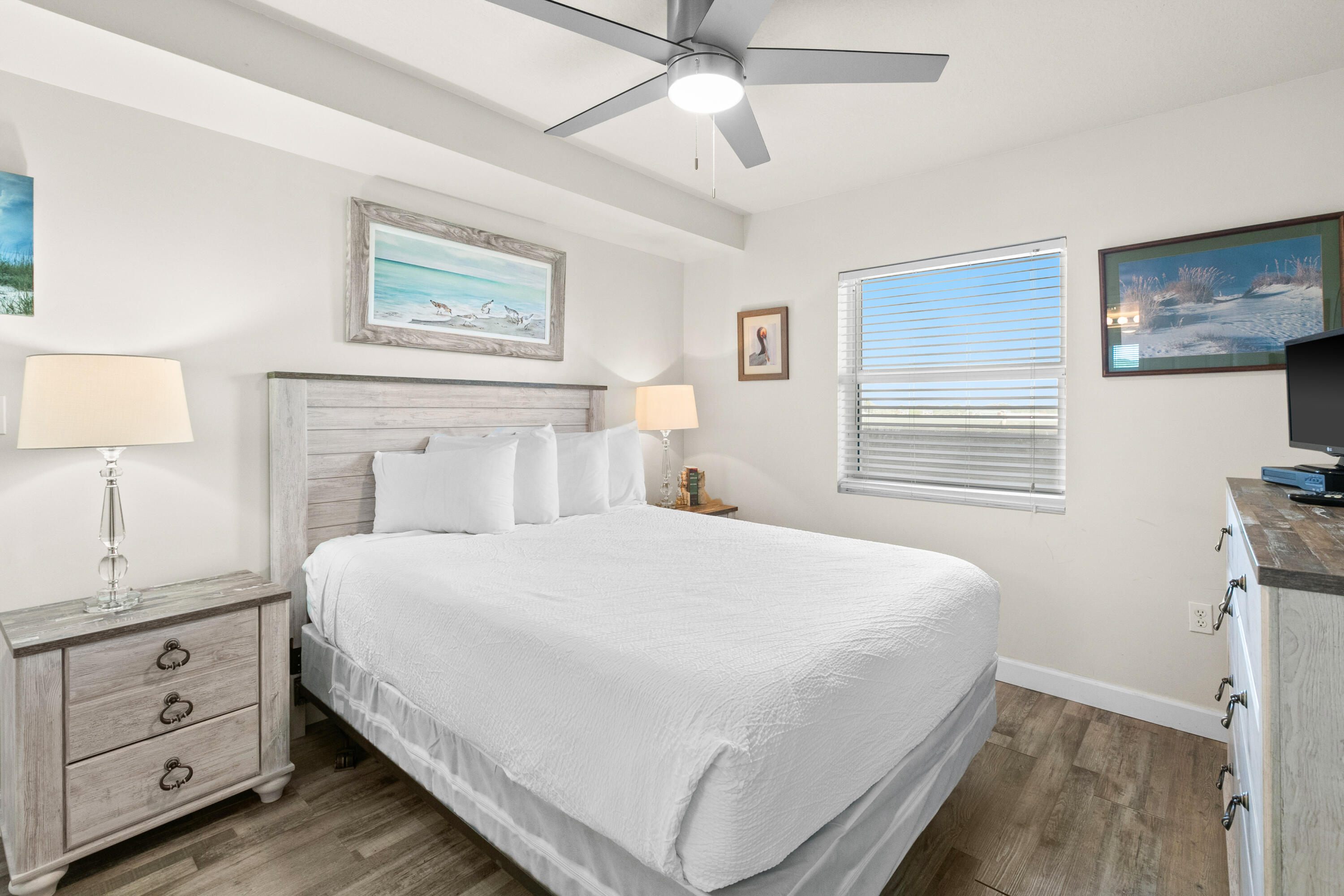 PELICAN ISLE - Residential