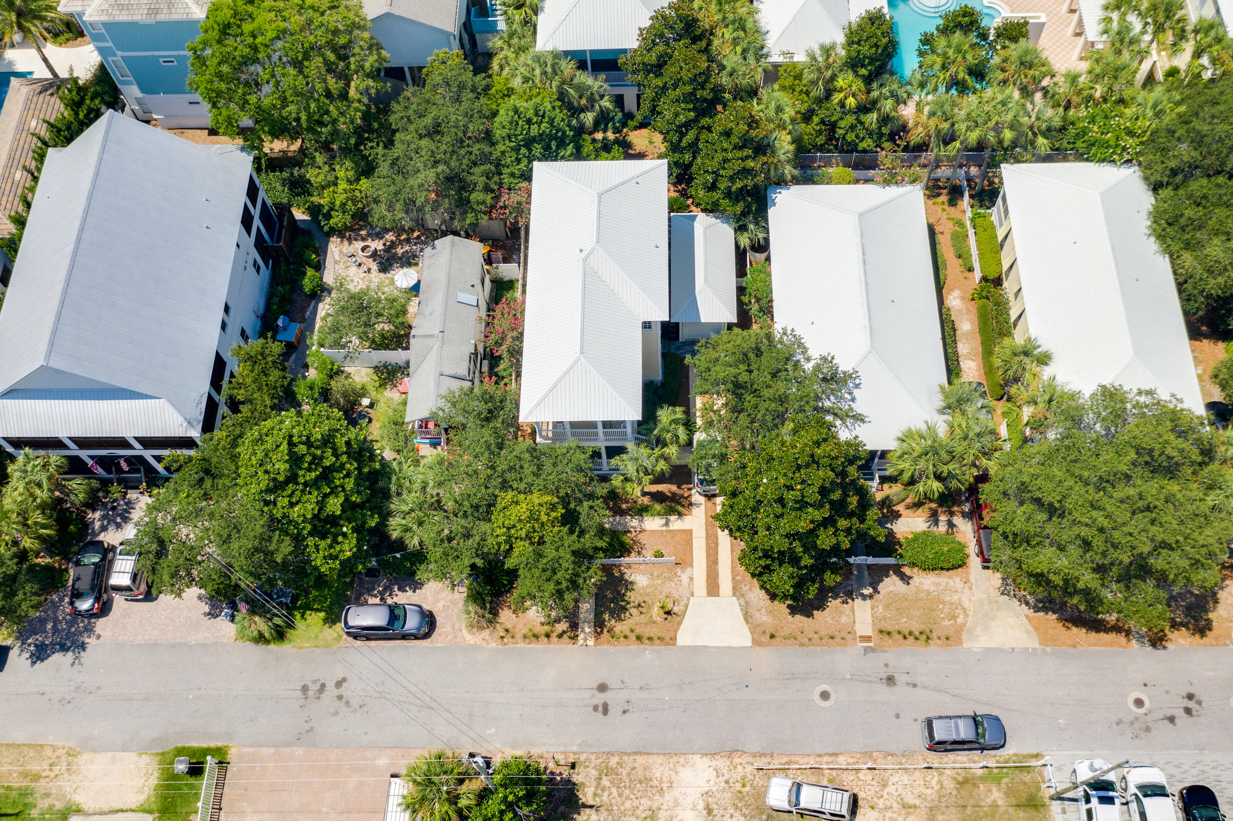 FRANGISTA BEACH 1ST ADDN - Residential