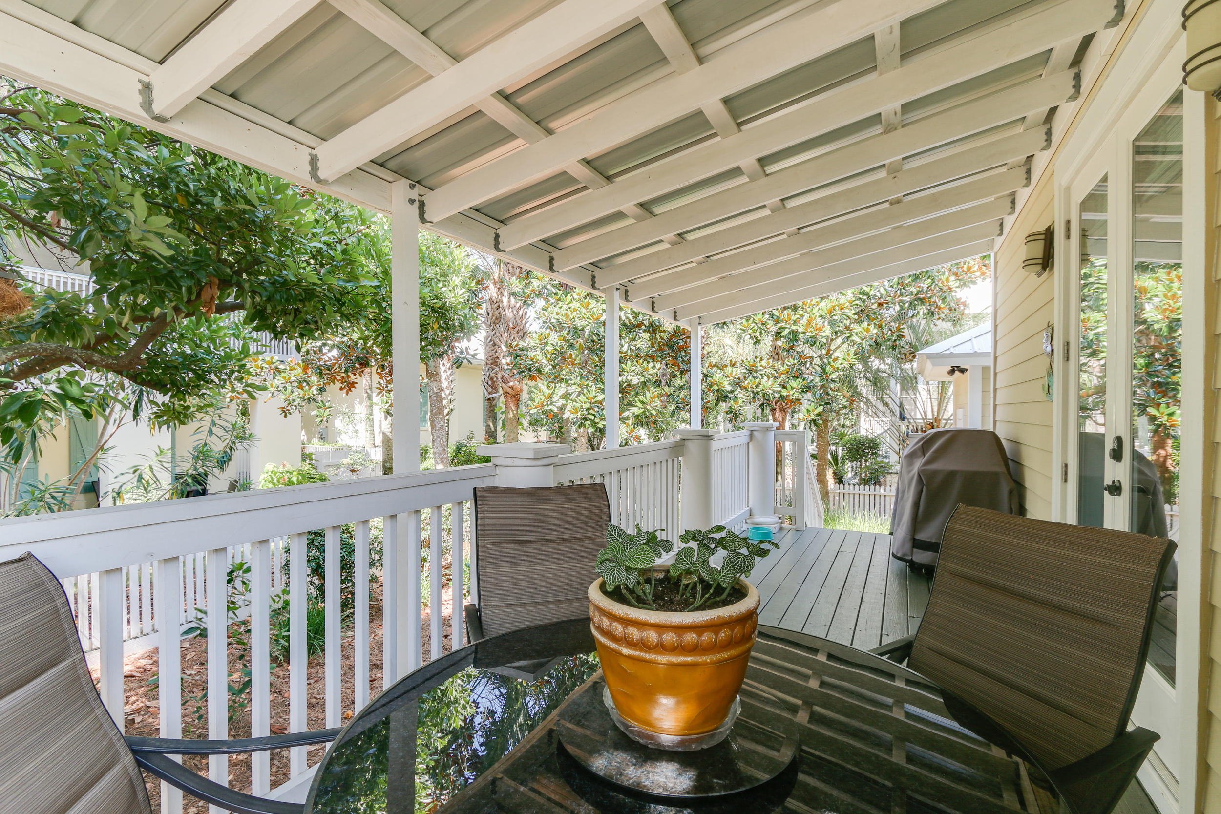 FRANGISTA BEACH 1ST ADDN - Residential