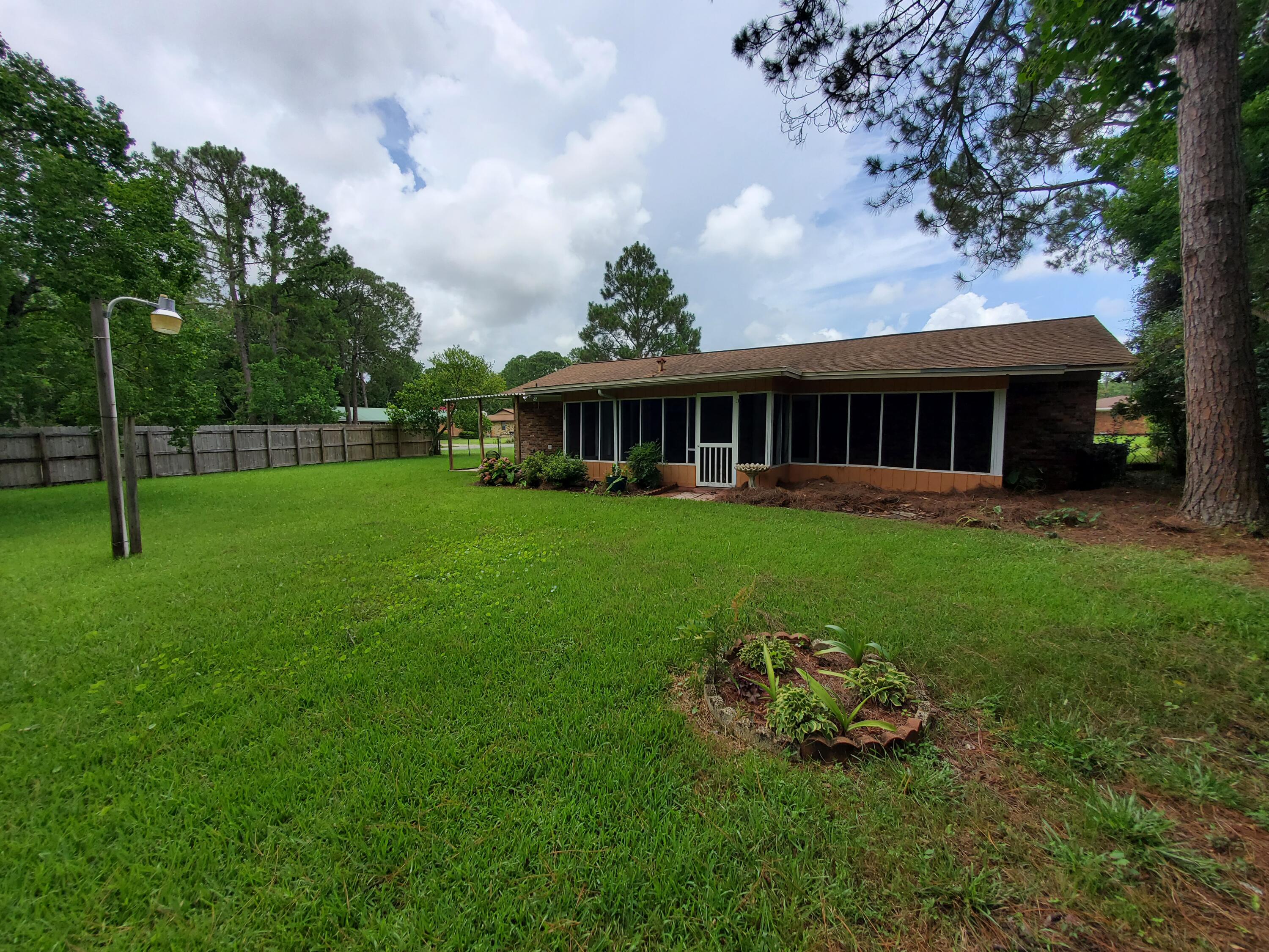 PINEDALE 1ST ADDN - Residential