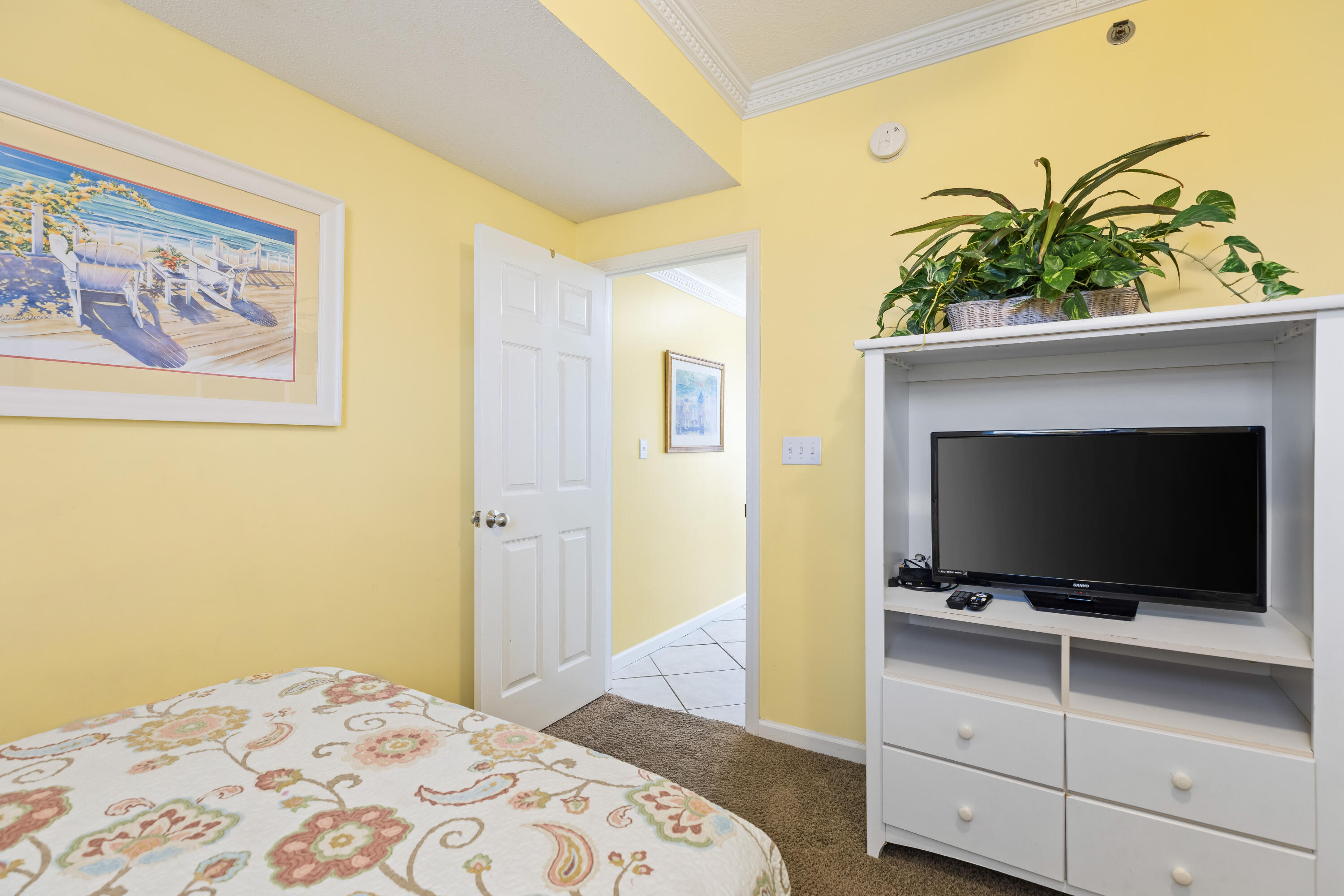 LEEWARD KEY - Residential