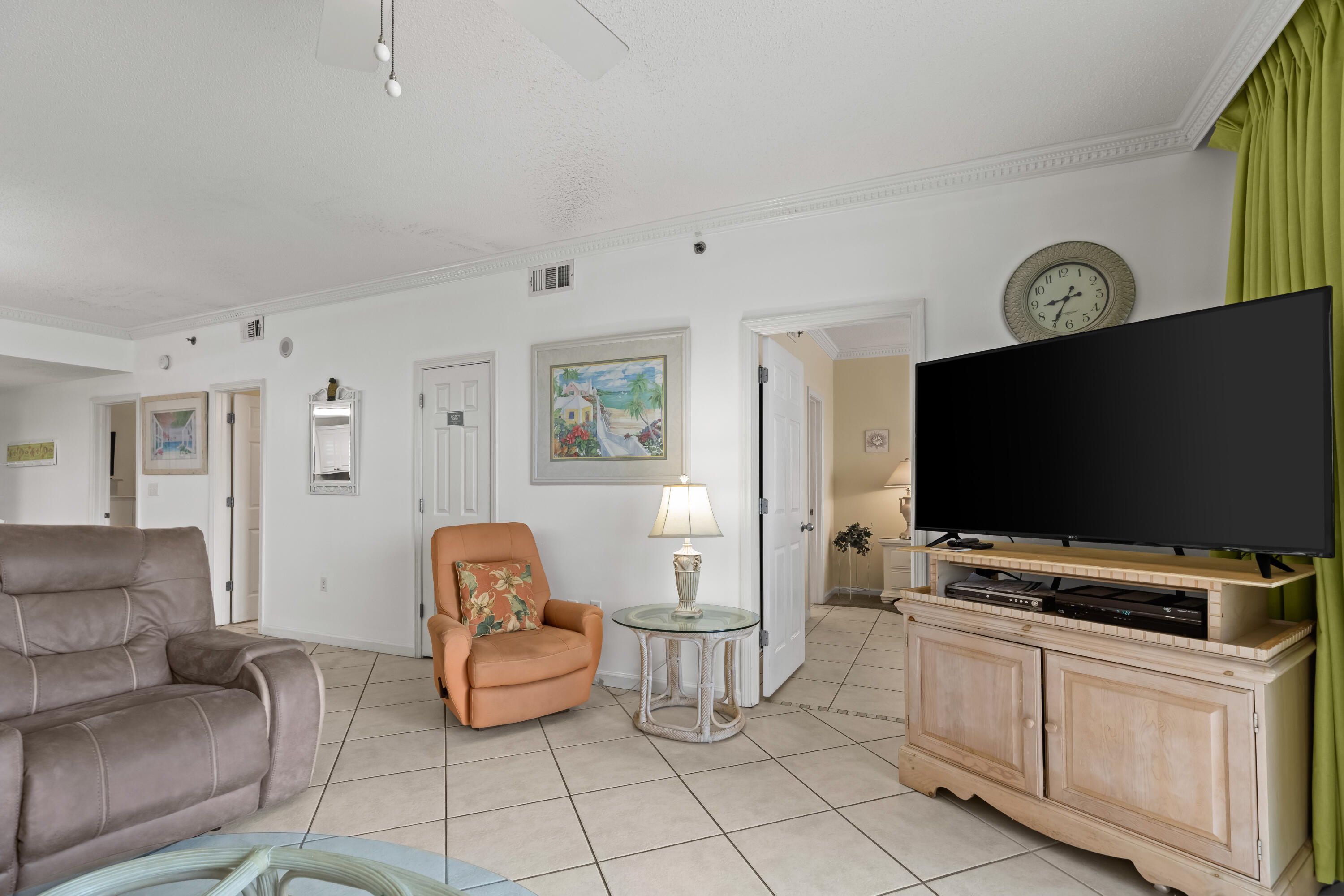 LEEWARD KEY - Residential