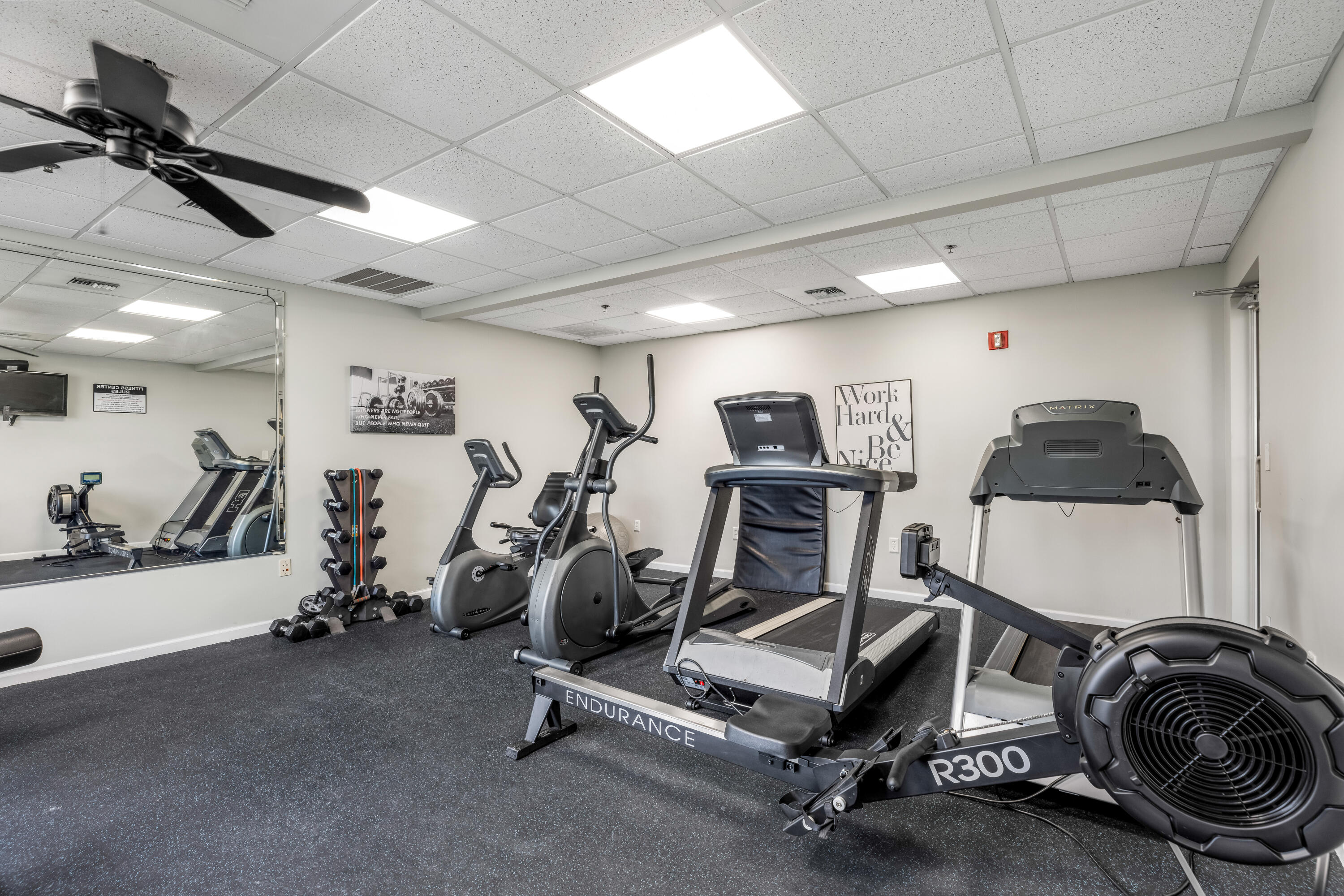 LEEWARD KEY - Residential