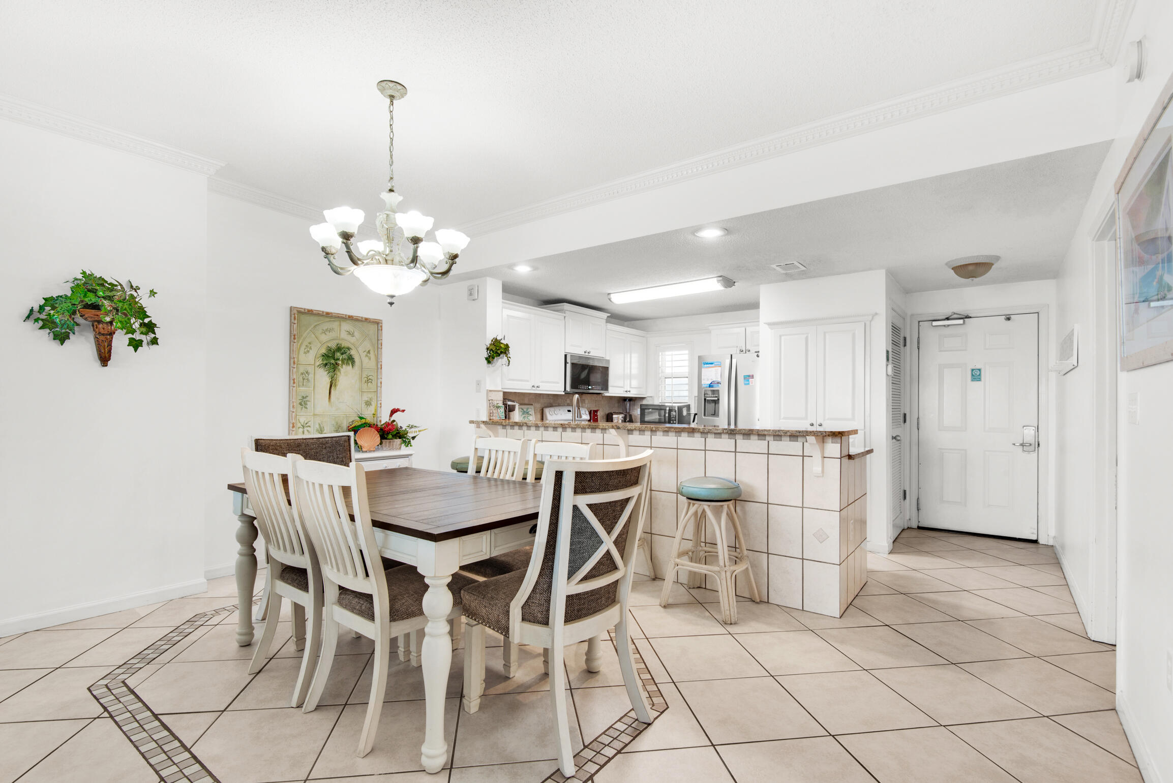 LEEWARD KEY - Residential