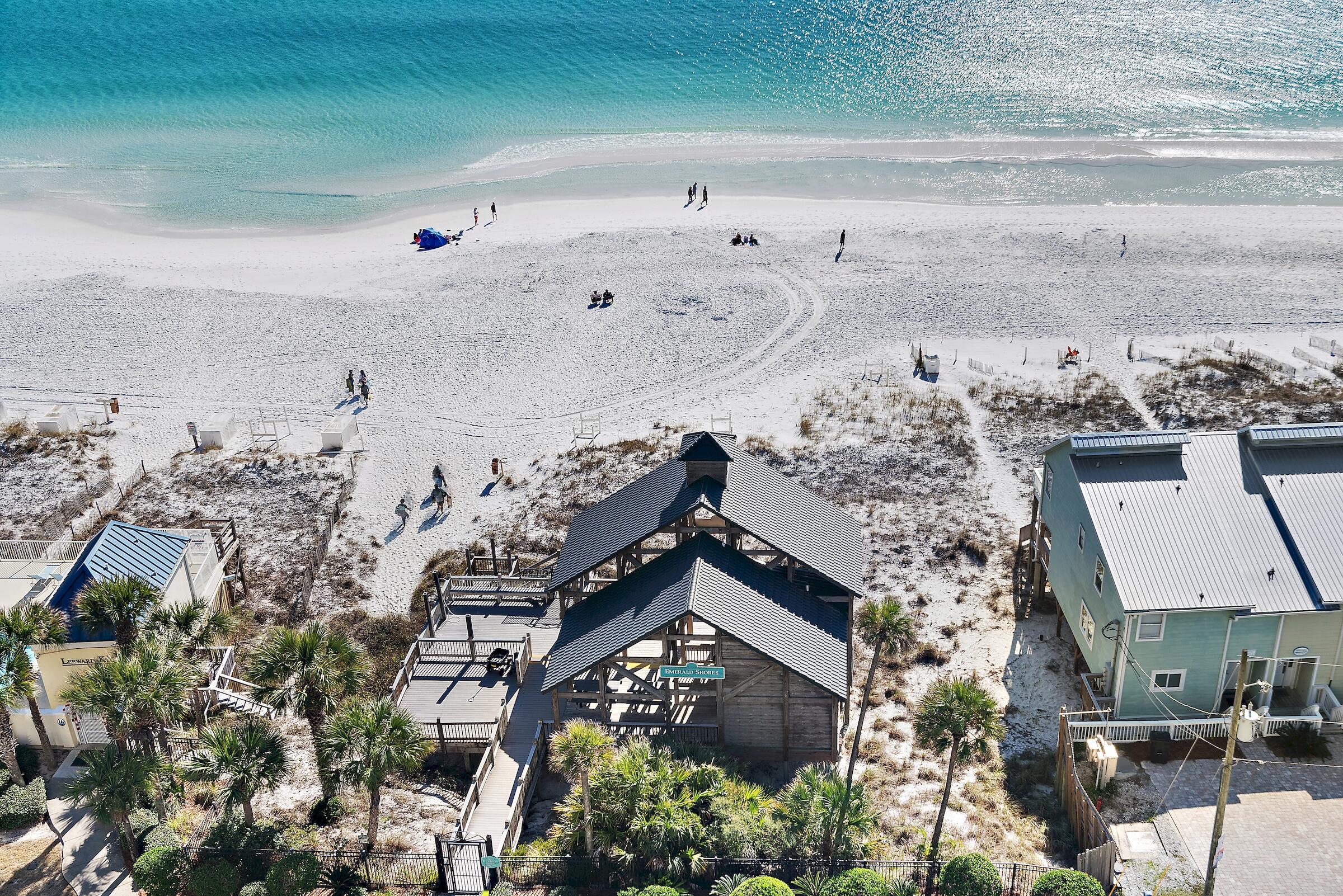 LEEWARD KEY - Residential