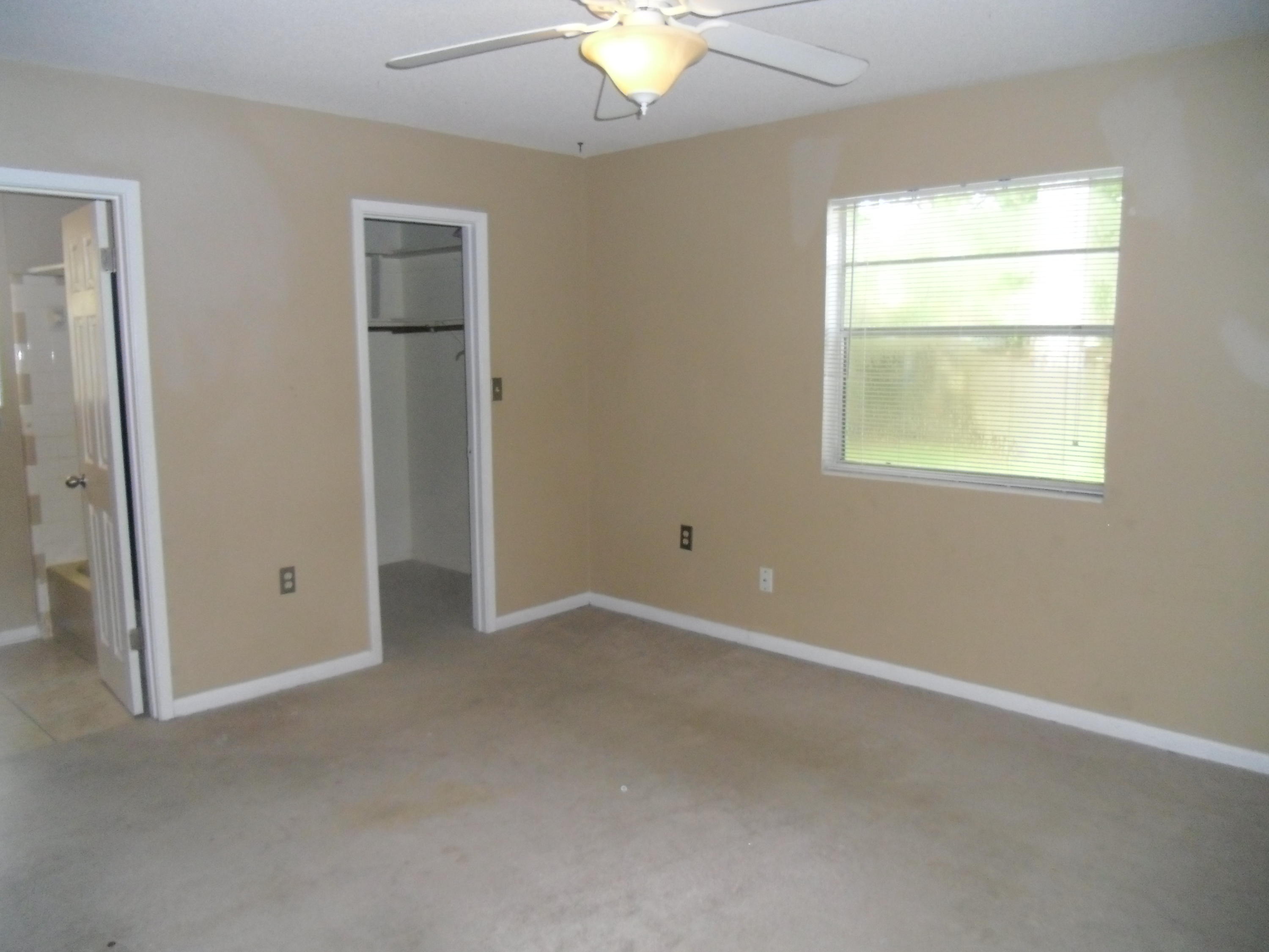 PINE MEADOWS 1ST ADDN - Residential