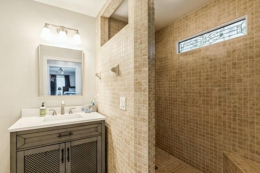 LA CHATEAU - Residential