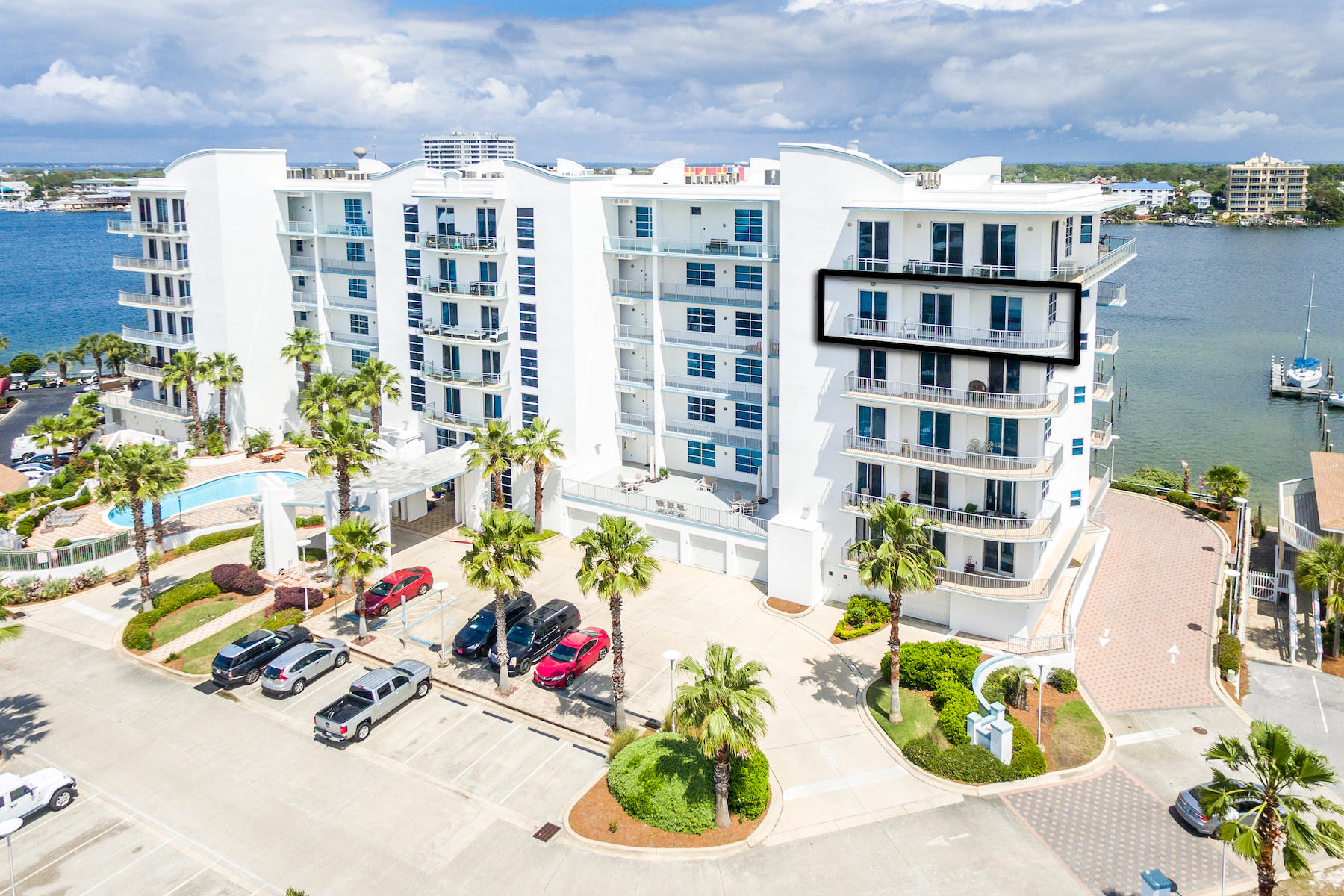 Harbor Lights - Residential