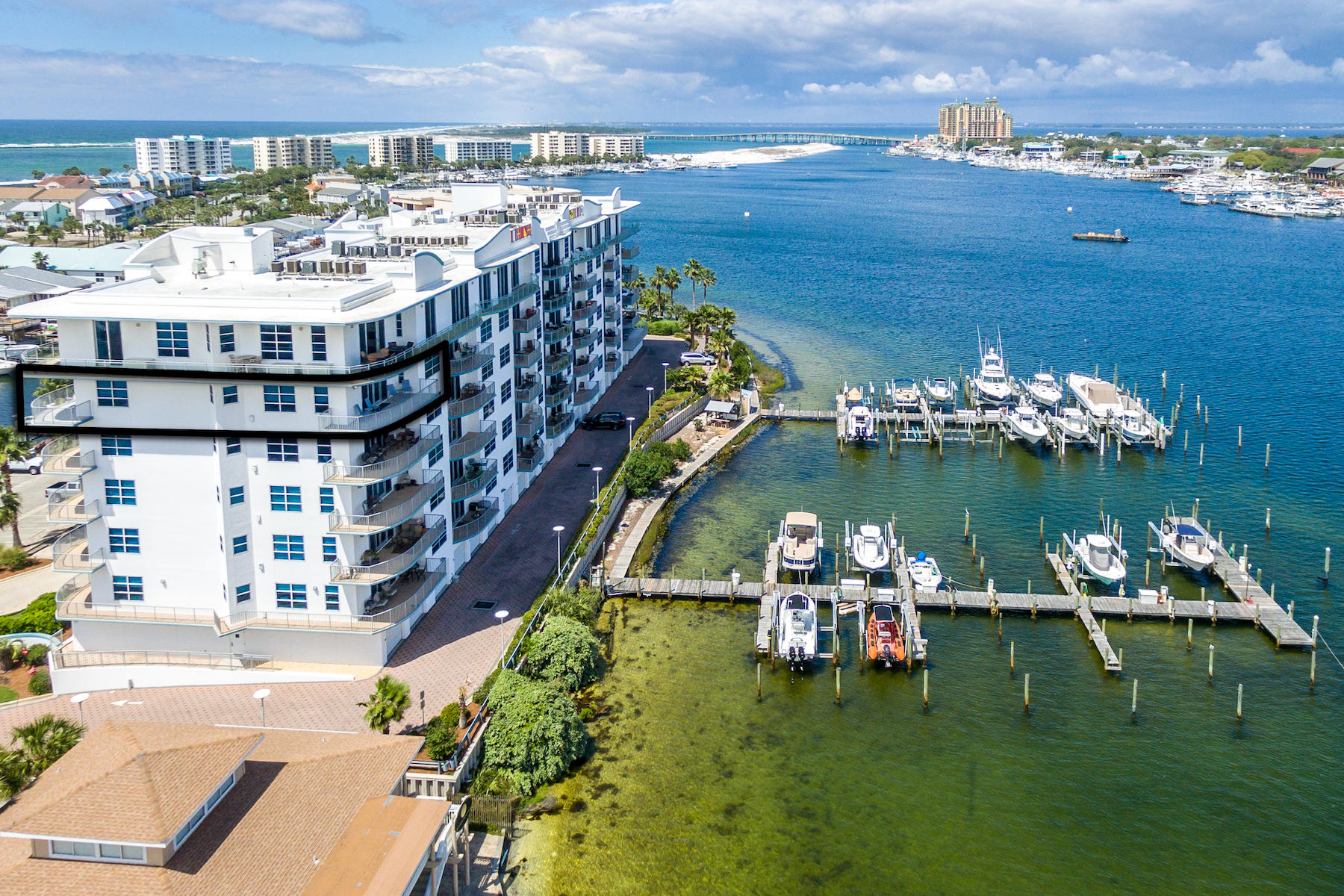 Harbor Lights - Residential
