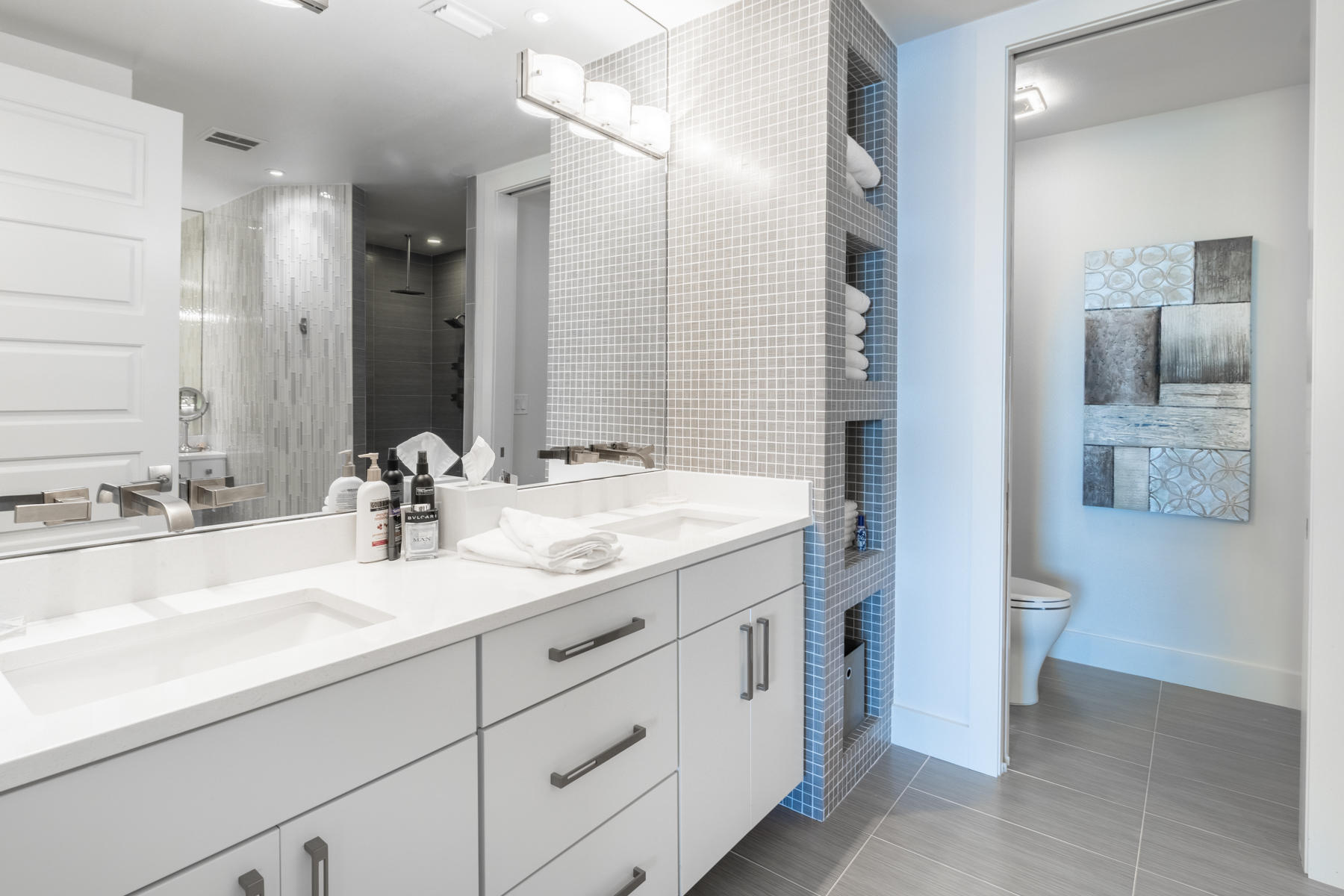 Harbor Lights - Residential