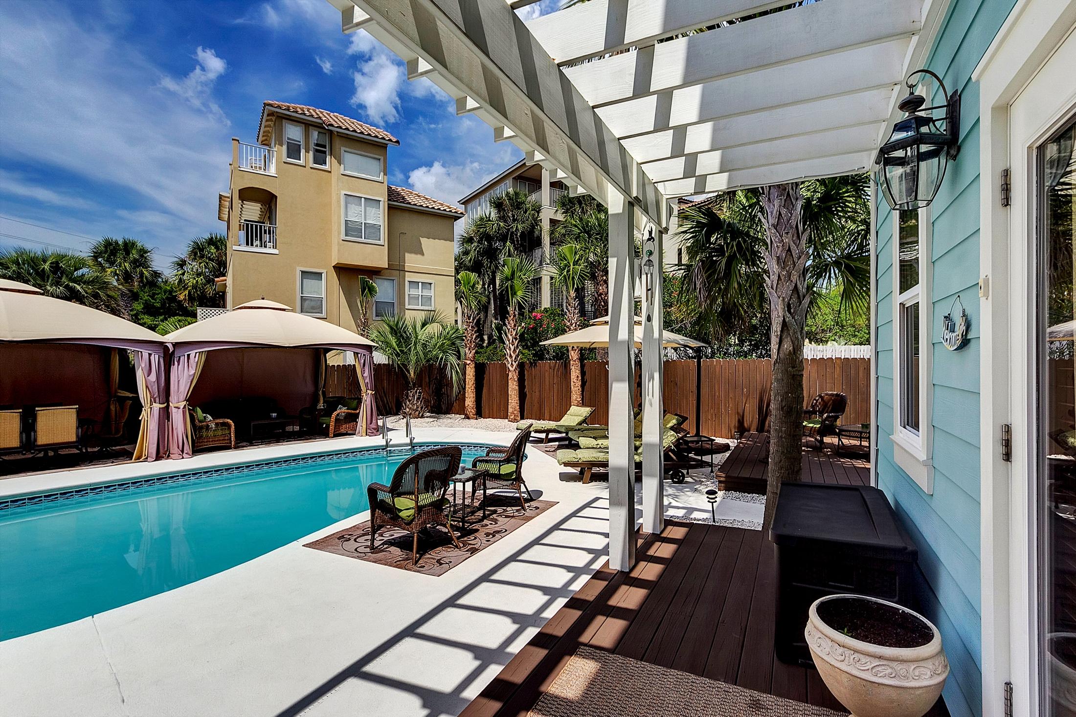 SANDCASTLES BY THE SEA S/D - Residential