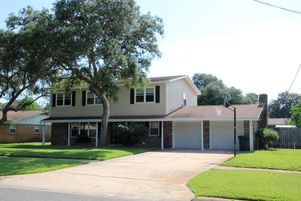 COUNTRY CLUB ESTATES 1ST ADDN - Residential