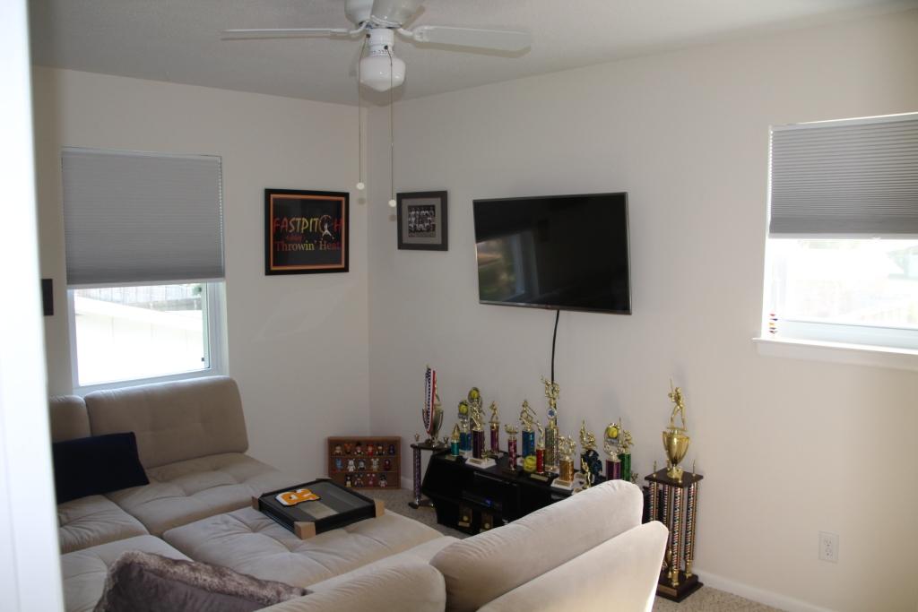 COUNTRY CLUB ESTATES 1ST ADDN - Residential