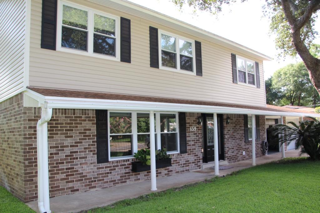 COUNTRY CLUB ESTATES 1ST ADDN - Residential