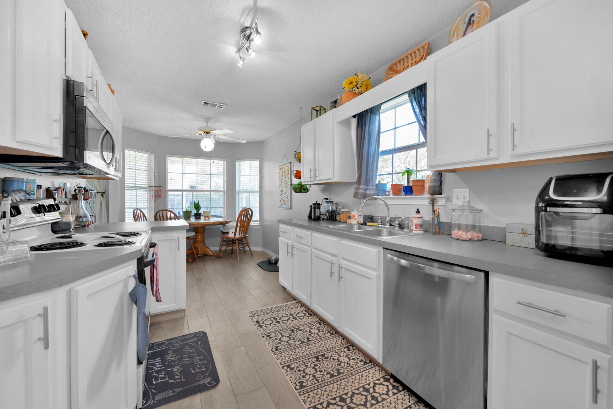 WATERFORD ESTATES S/D - Residential