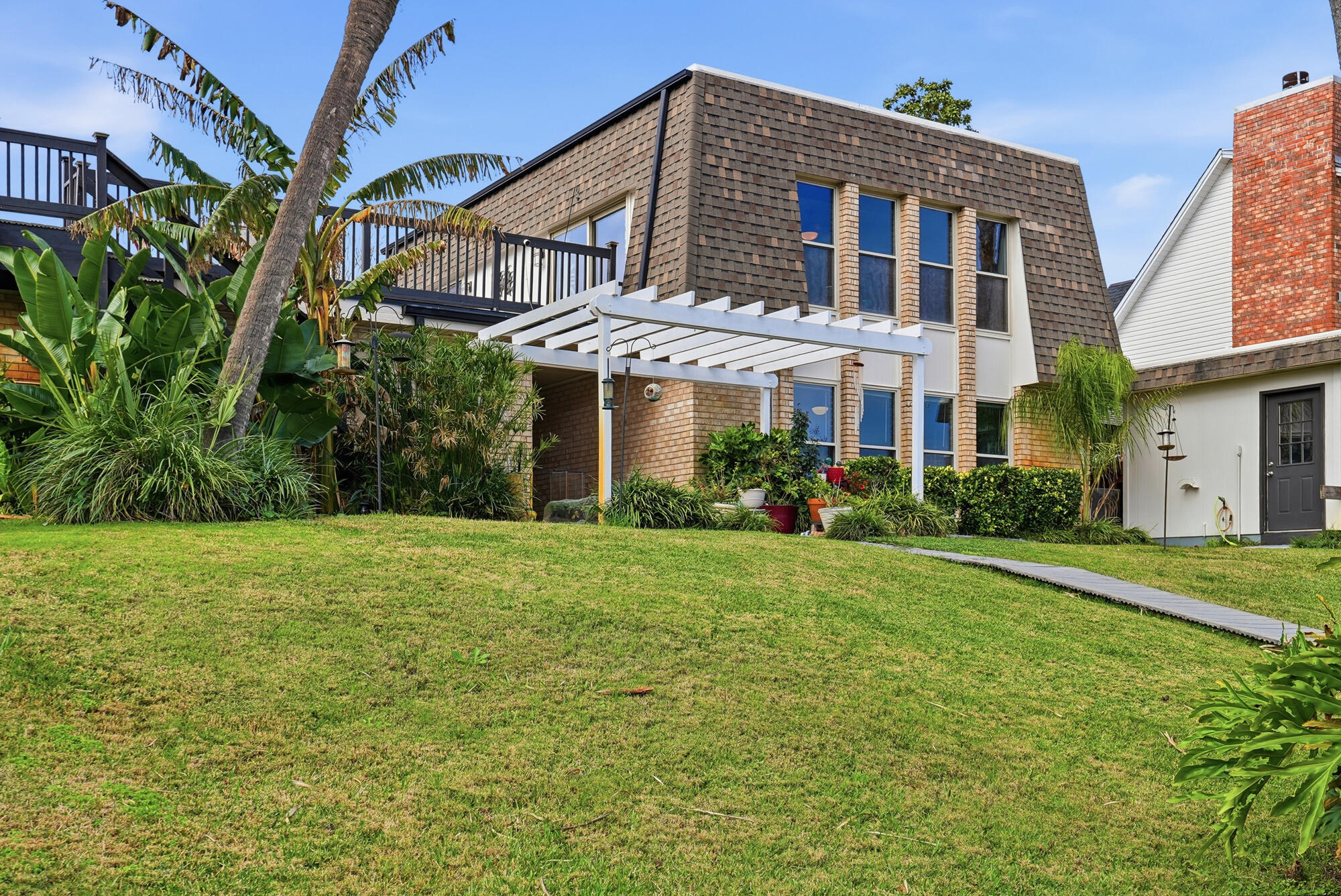 SANTA ROSA SHORES - Residential