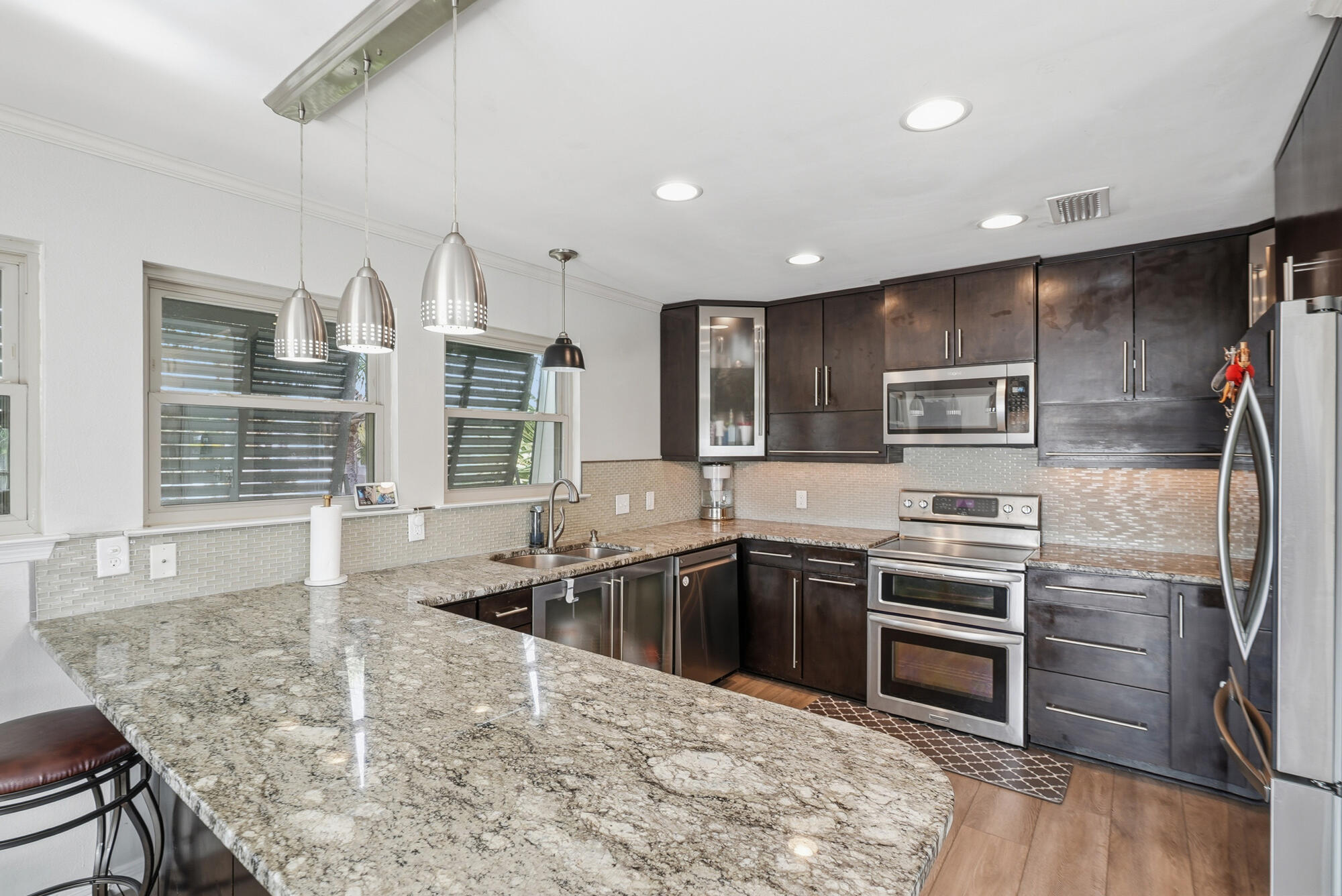 SANTA ROSA SHORES - Residential