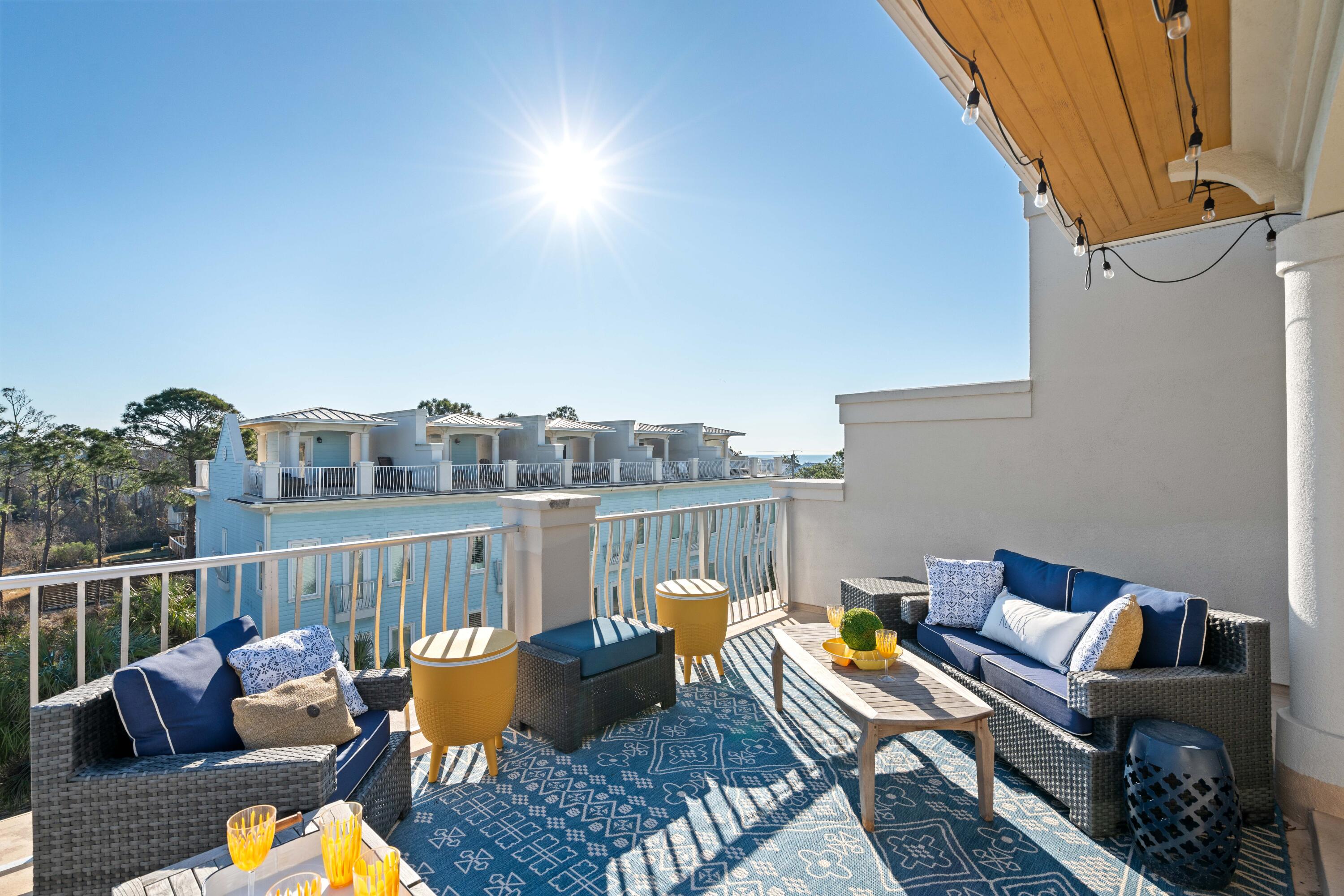 SUMMER PLACE - Residential