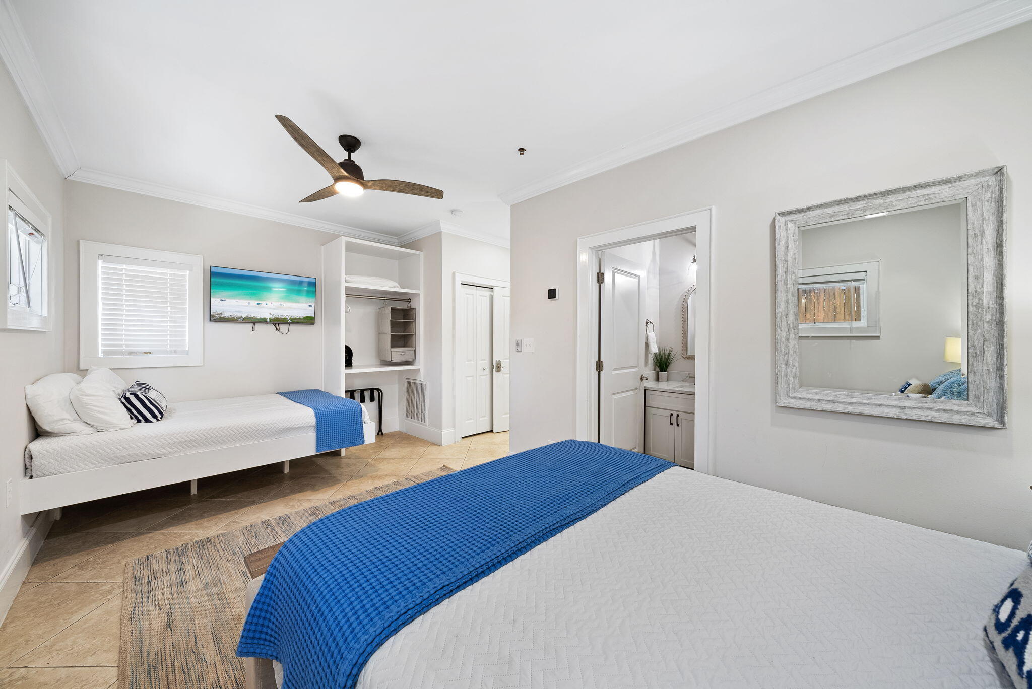 SUMMER PLACE - Residential