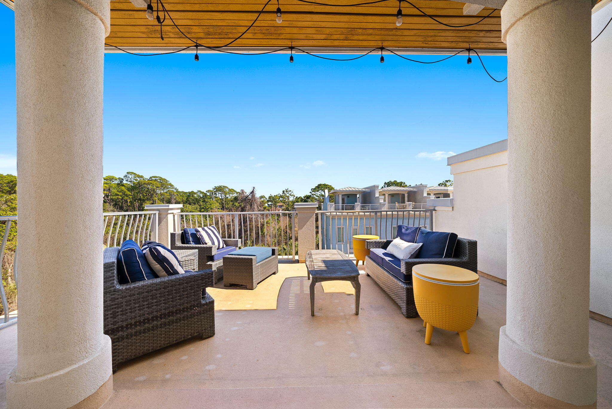 SUMMER PLACE - Residential