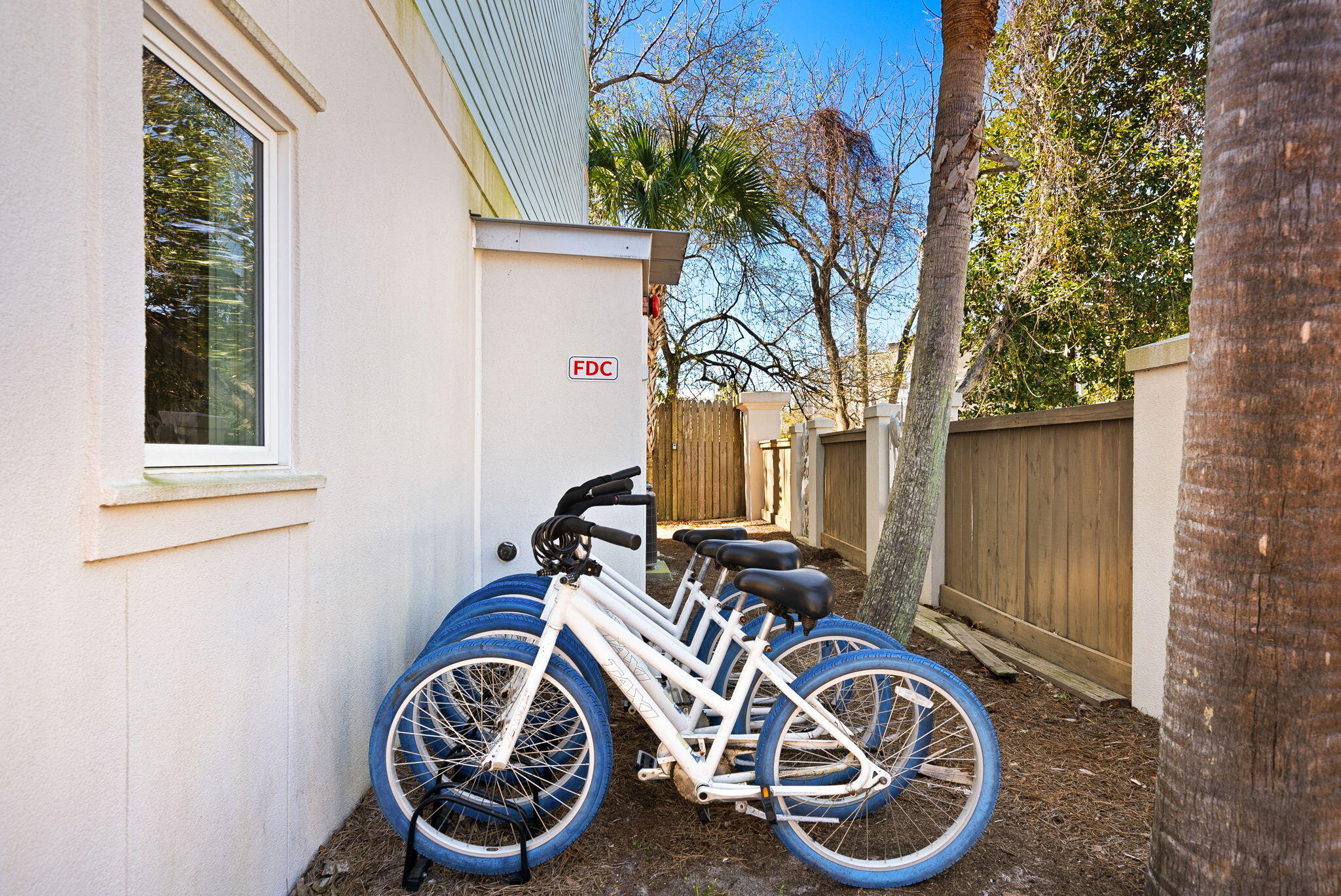 SUMMER PLACE - Residential