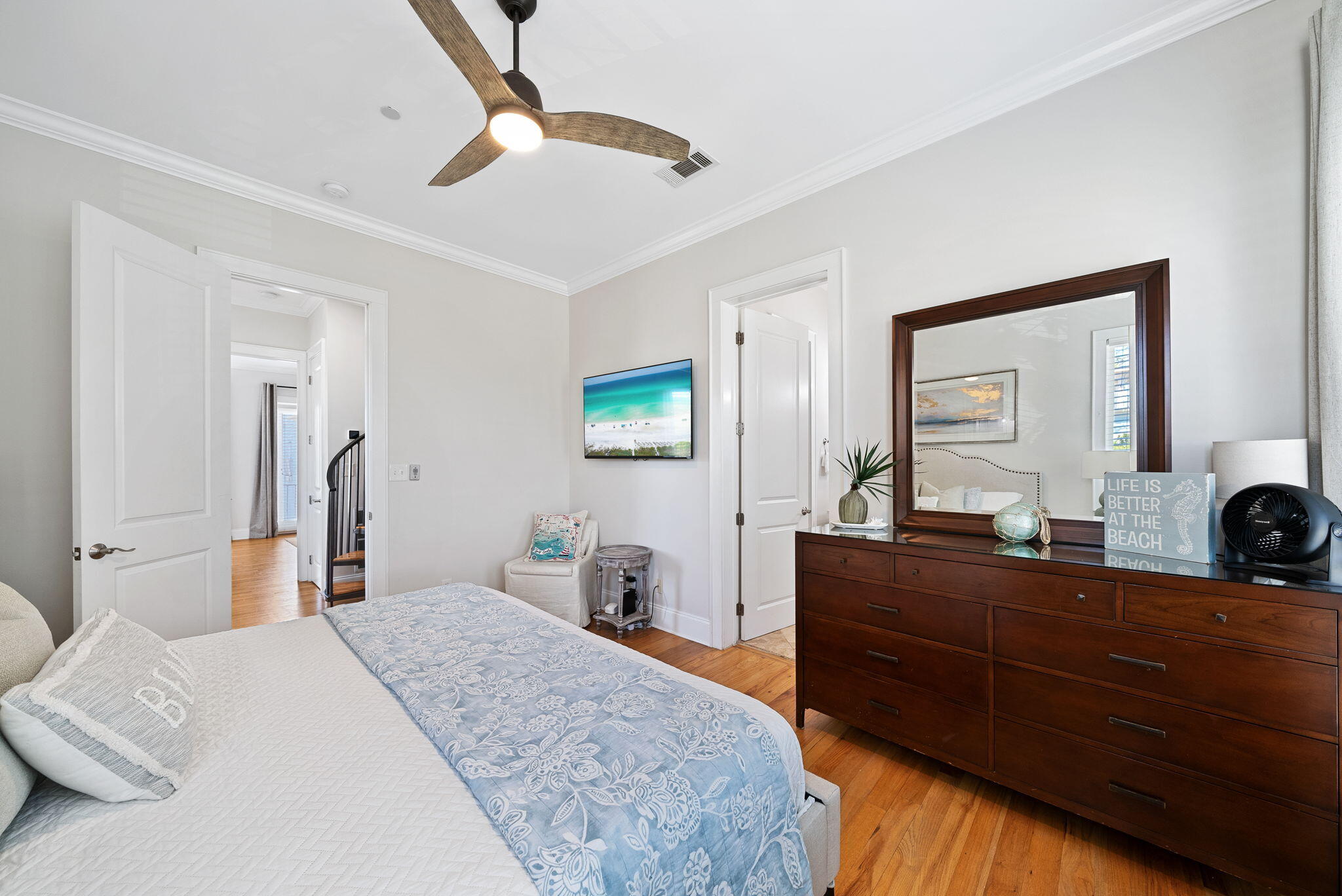 SUMMER PLACE - Residential