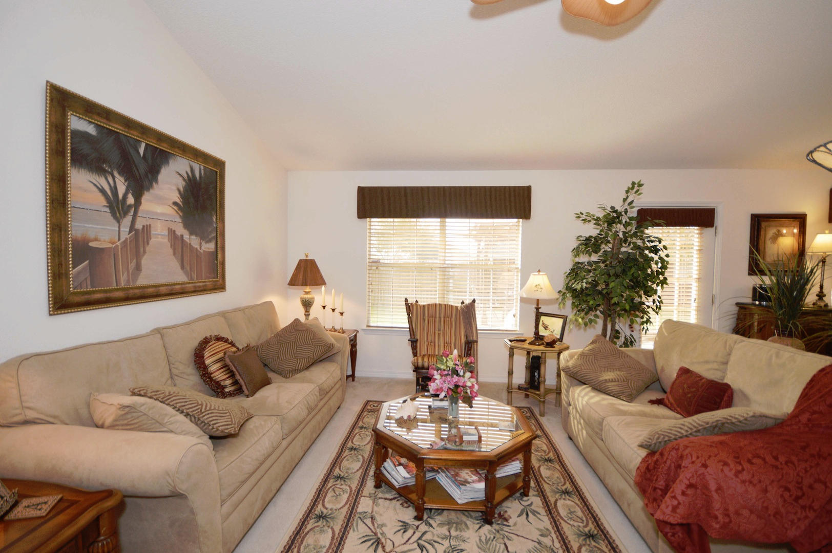 CREETWOODS PLACE - Residential