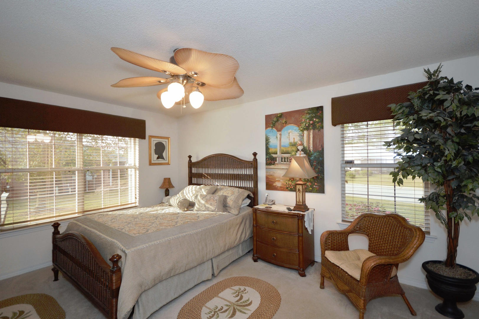 CREETWOODS PLACE - Residential