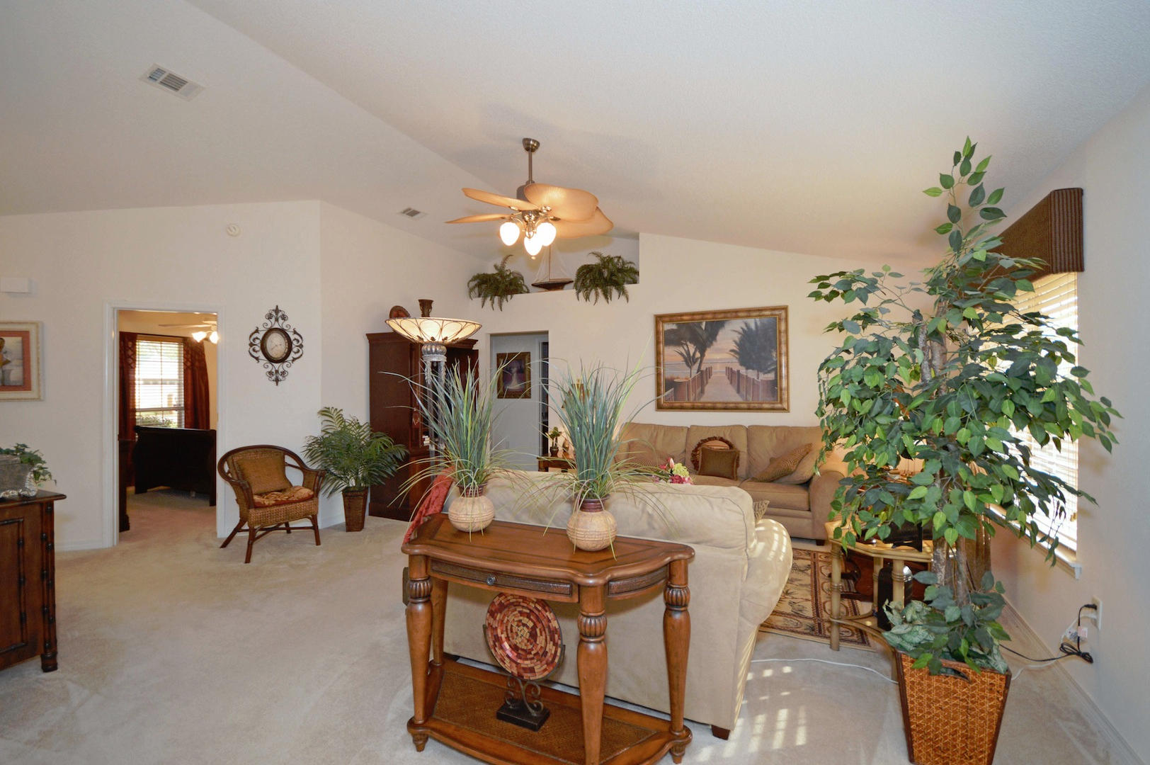 CREETWOODS PLACE - Residential