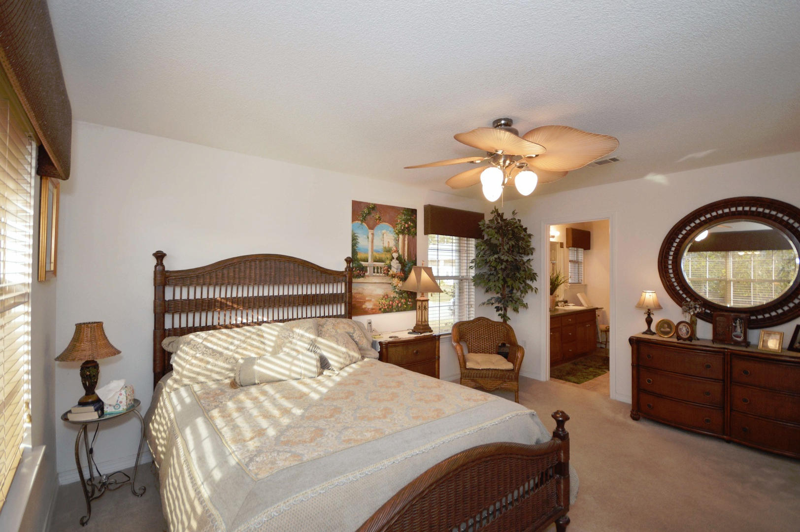 CREETWOODS PLACE - Residential