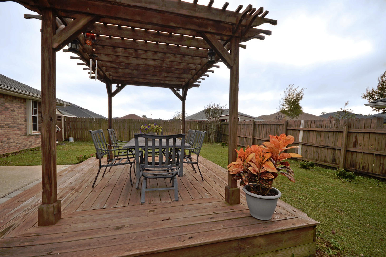 CREETWOODS PLACE - Residential