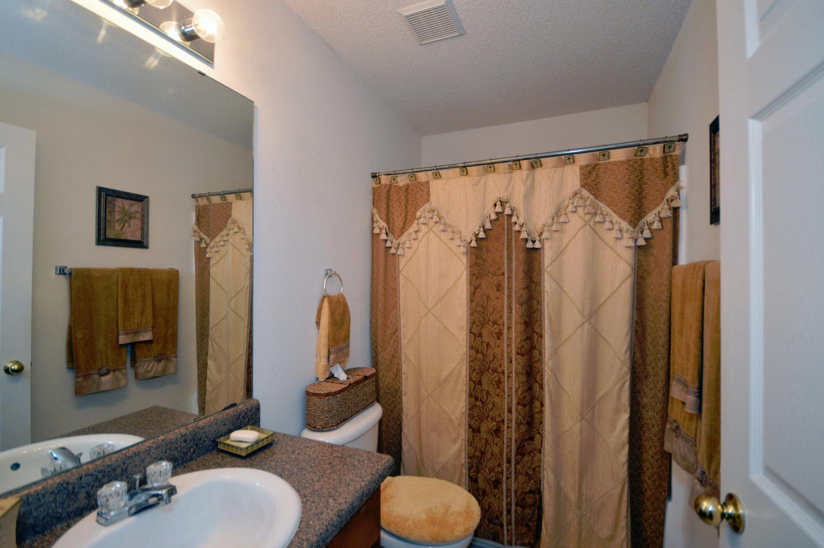 CREETWOODS PLACE - Residential