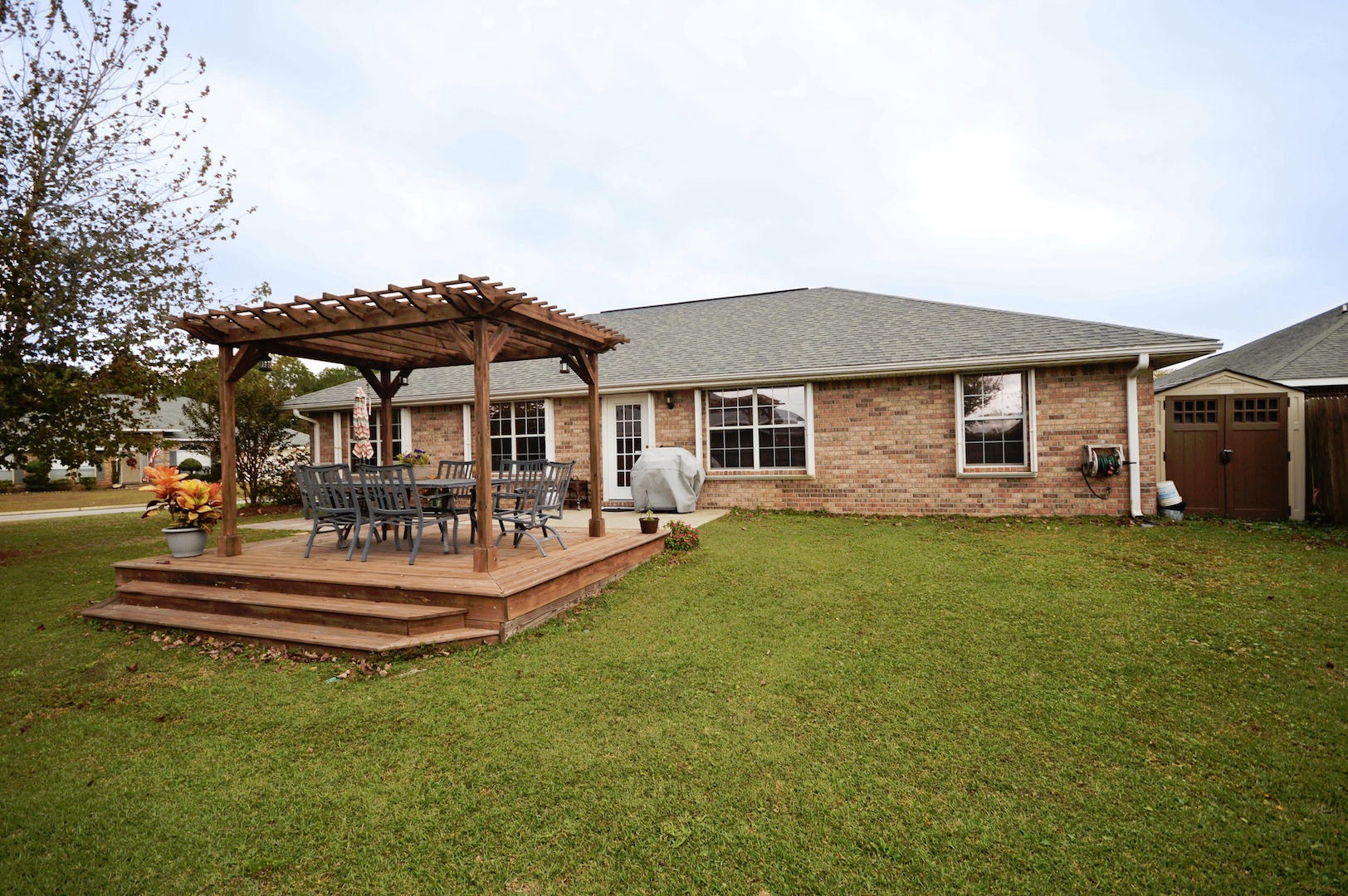 CREETWOODS PLACE - Residential