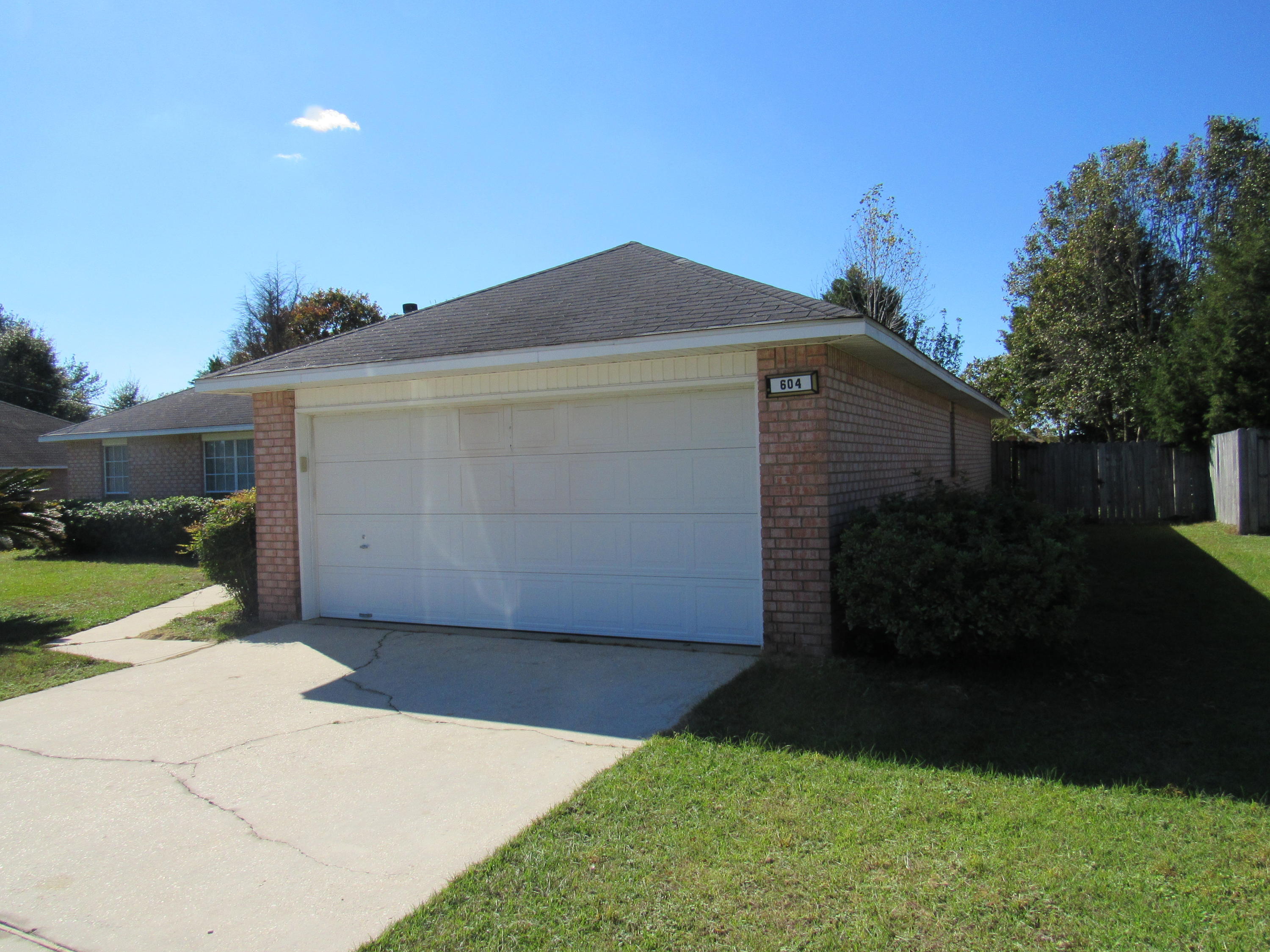 WESTVIEW ESTATES - Residential