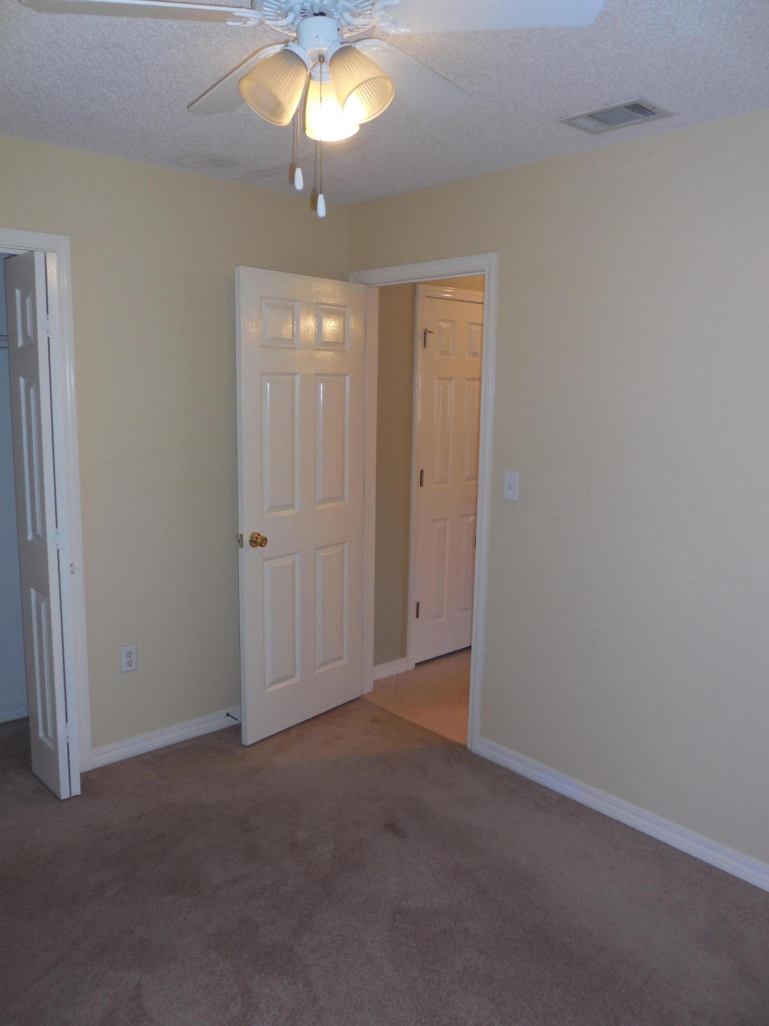 WESTVIEW ESTATES - Residential