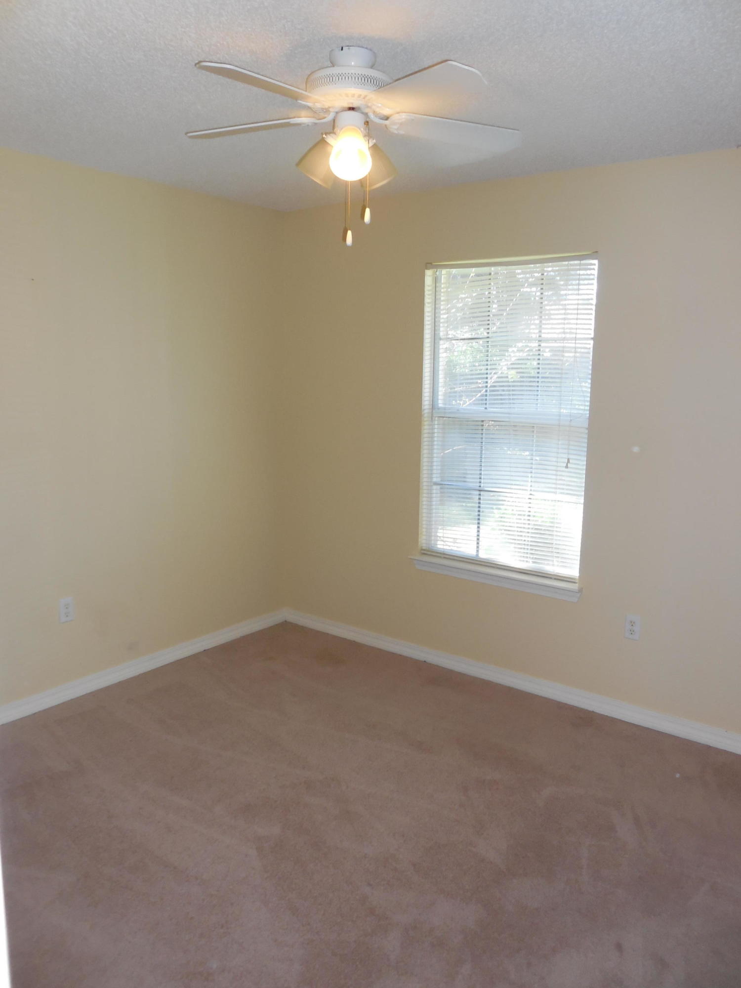 WESTVIEW ESTATES - Residential