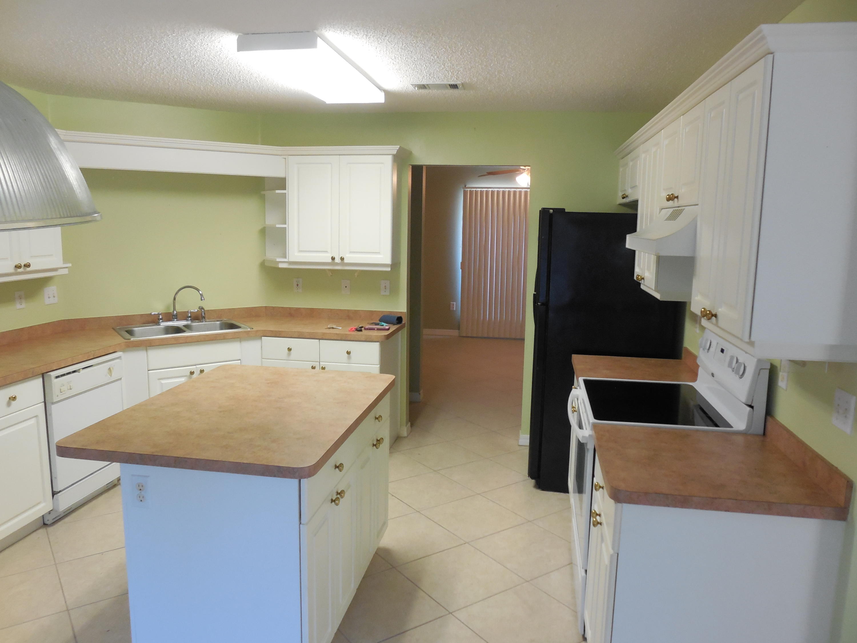 WESTVIEW ESTATES - Residential