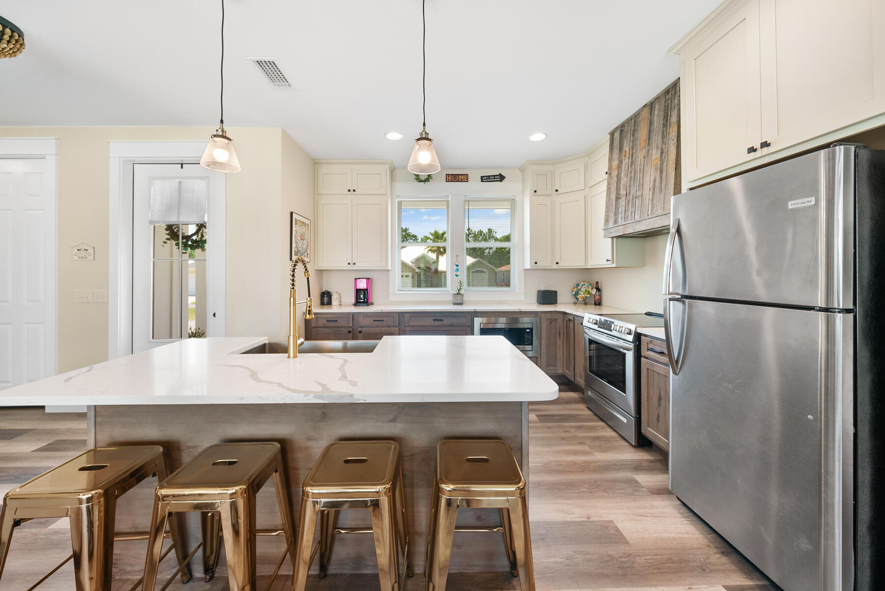Harbor Towne - Residential