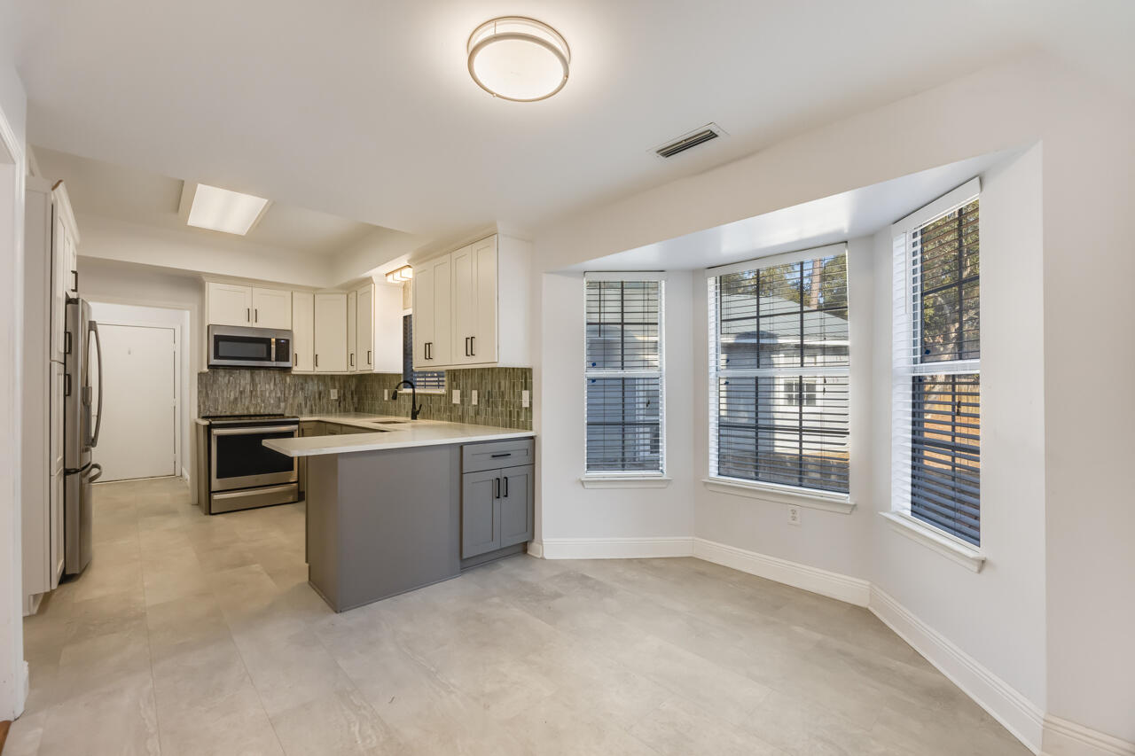 CARIBBEAN VILLAGE - Residential