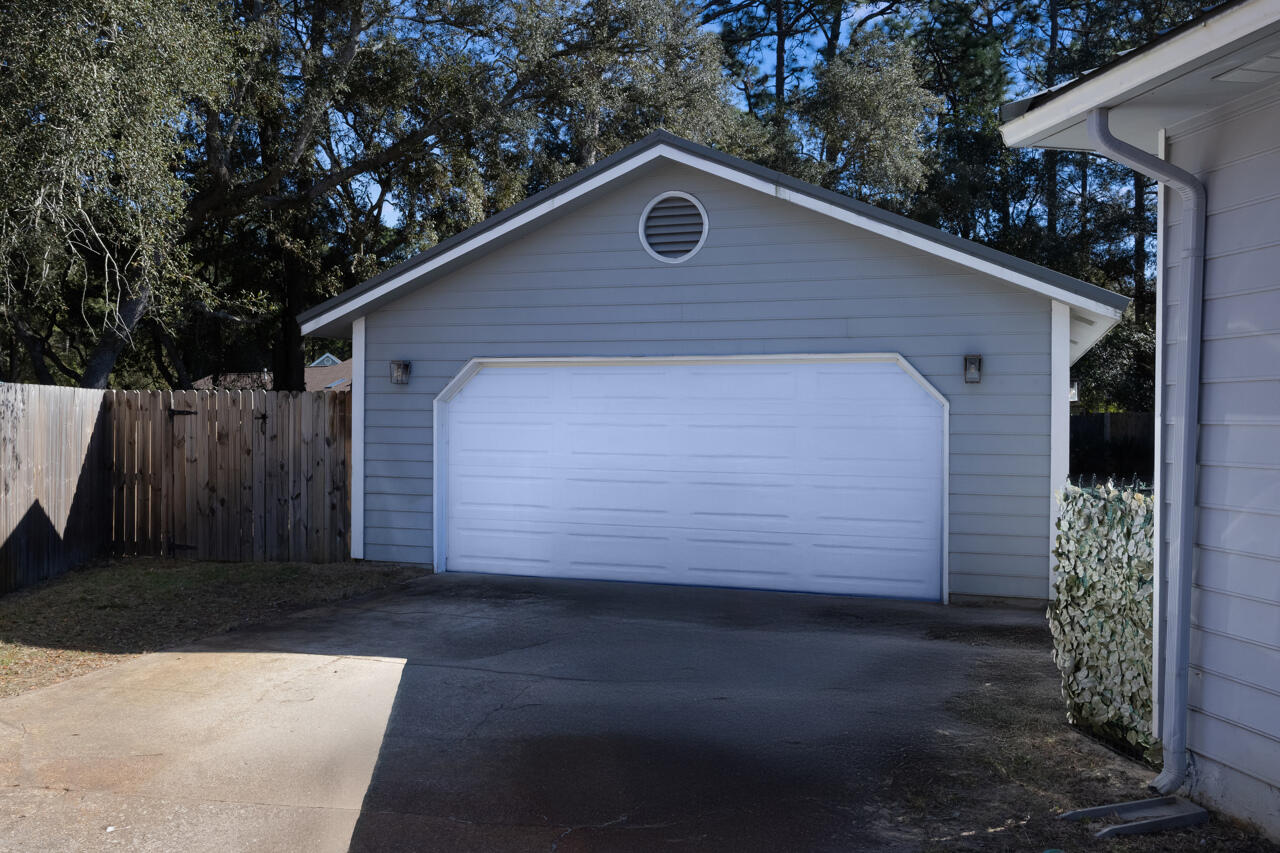 CARIBBEAN VILLAGE - Residential