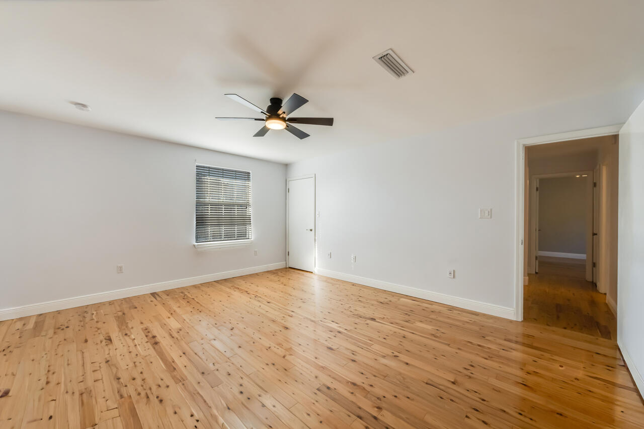 CARIBBEAN VILLAGE - Residential