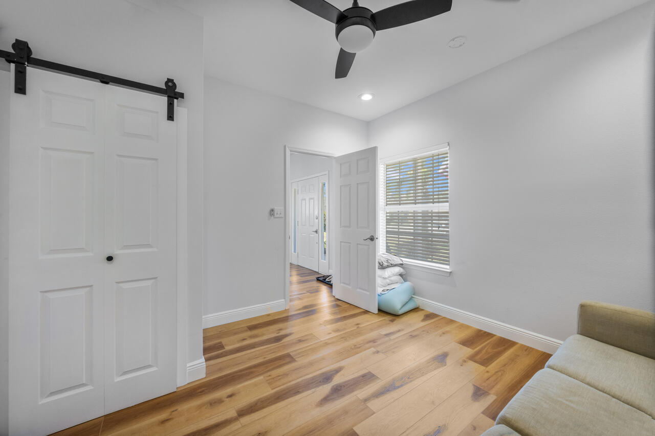 CARIBBEAN VILLAGE - Residential