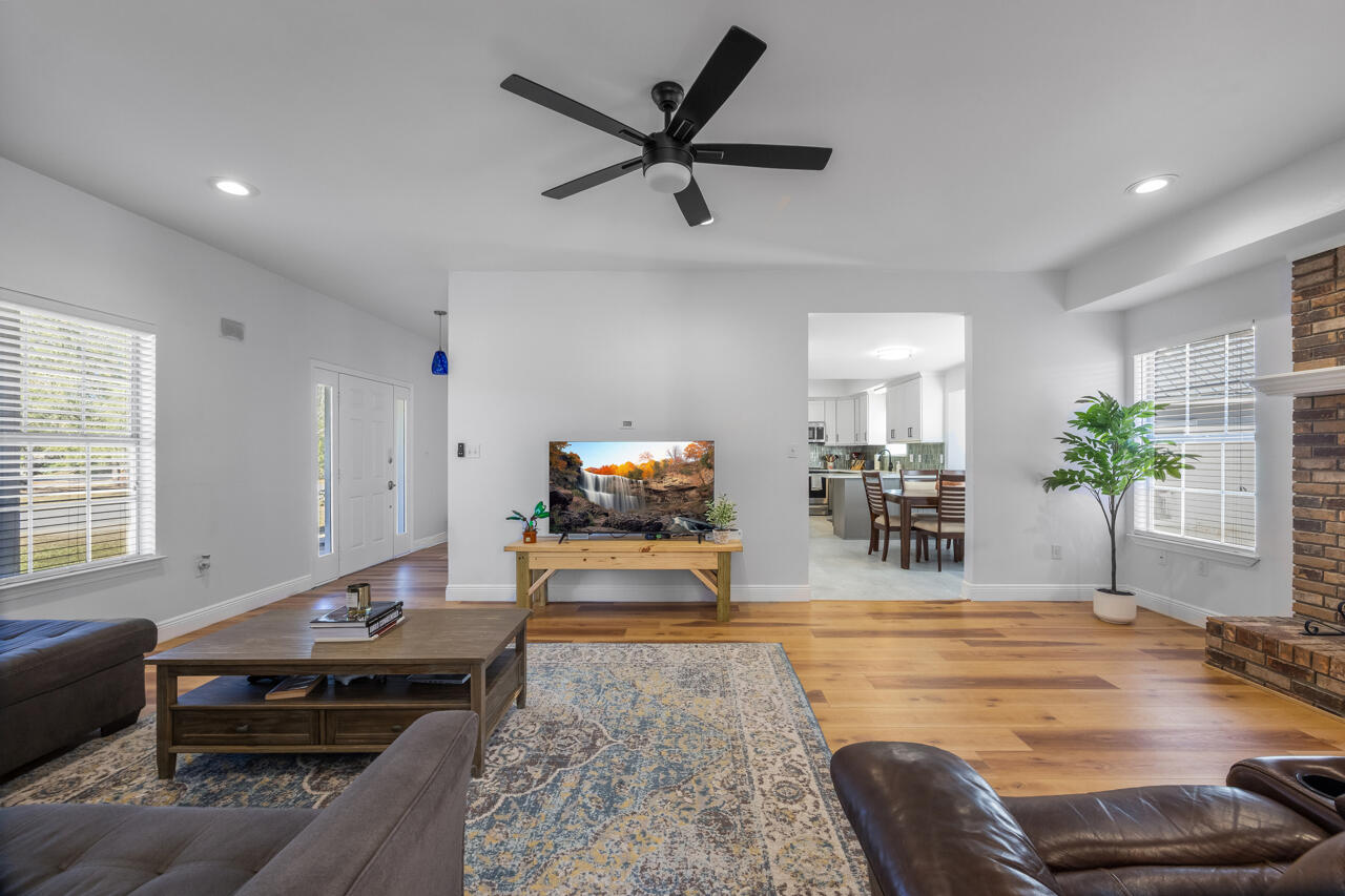 CARIBBEAN VILLAGE - Residential